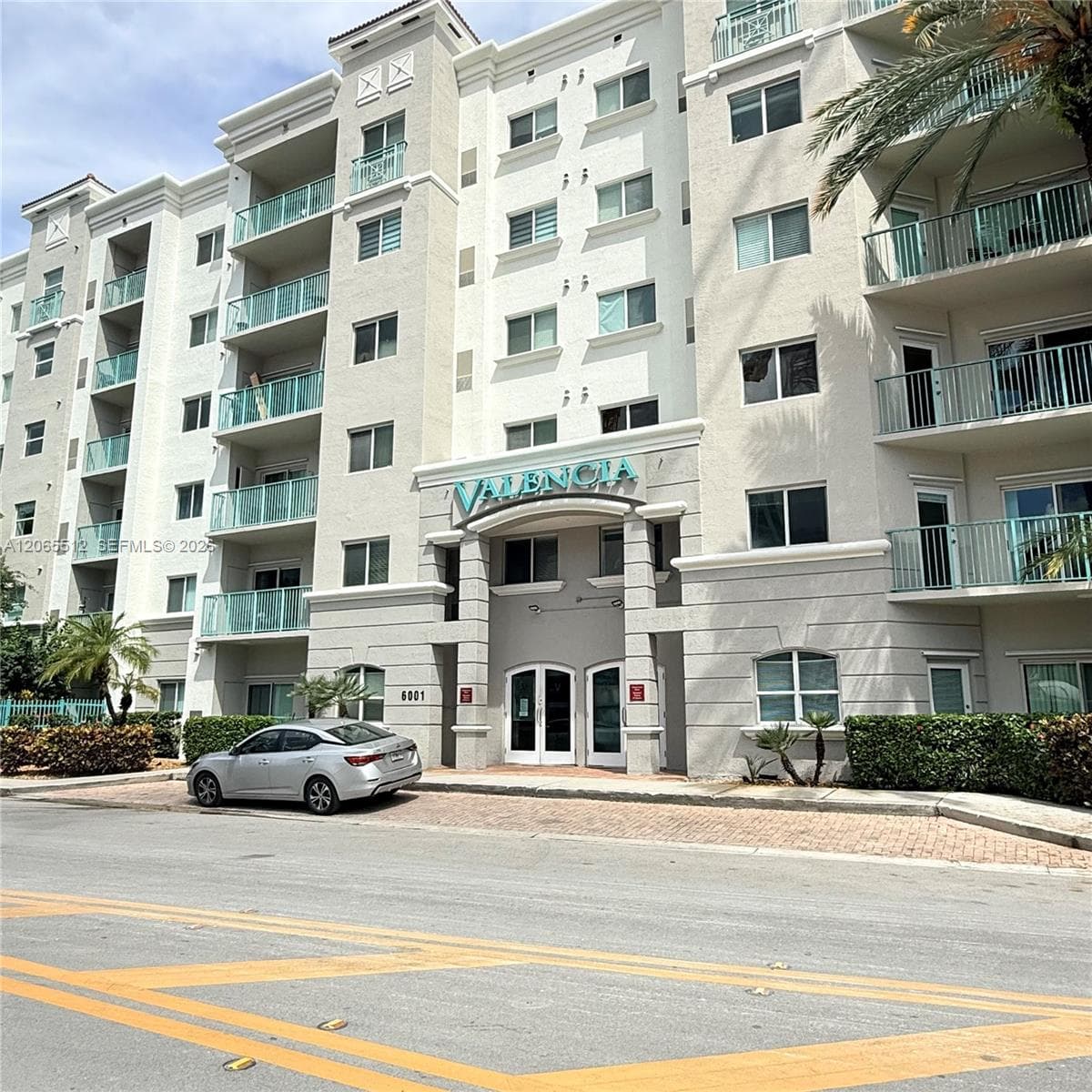 VALENCIA CONDO · #146 in South Miami - Photo 2