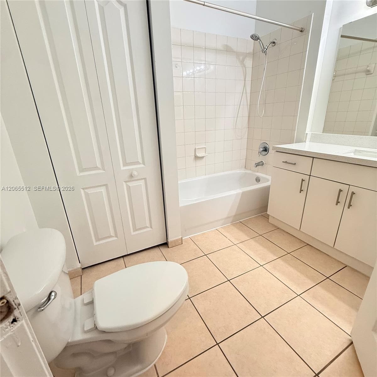 VALENCIA CONDO · #146 in South Miami - Photo 16