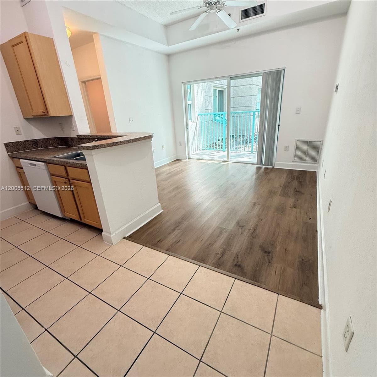 VALENCIA CONDO · #146 in South Miami - Photo 5