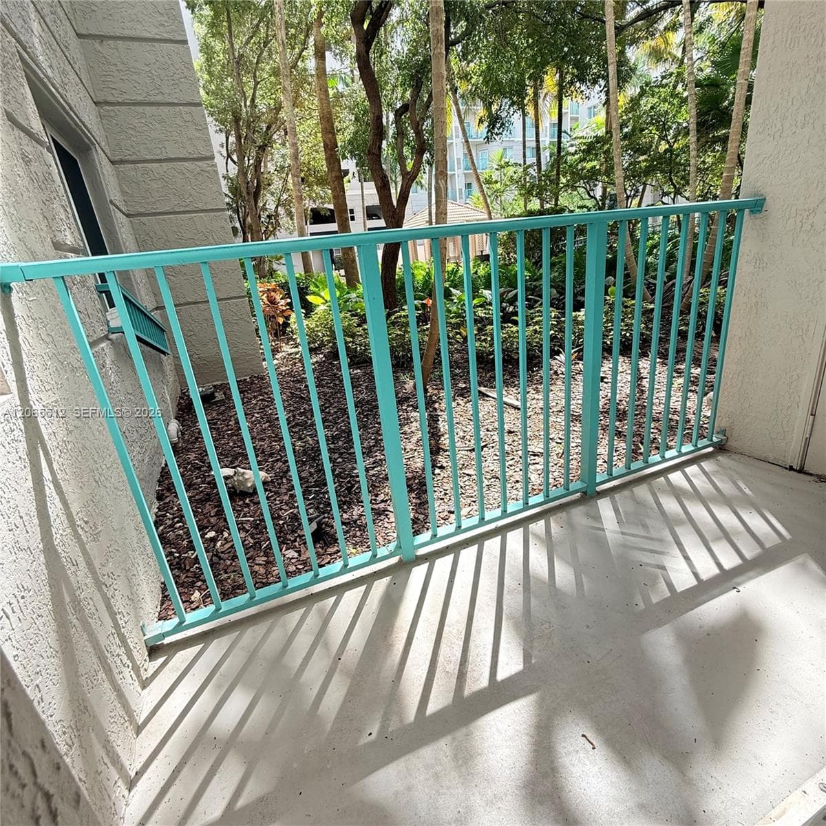VALENCIA CONDO · #146 in South Miami - Photo 20