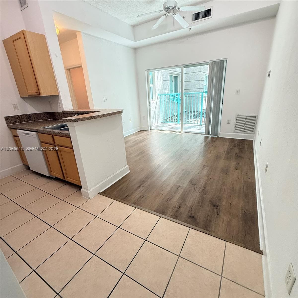 VALENCIA CONDO · #146 in South Miami - Photo 4