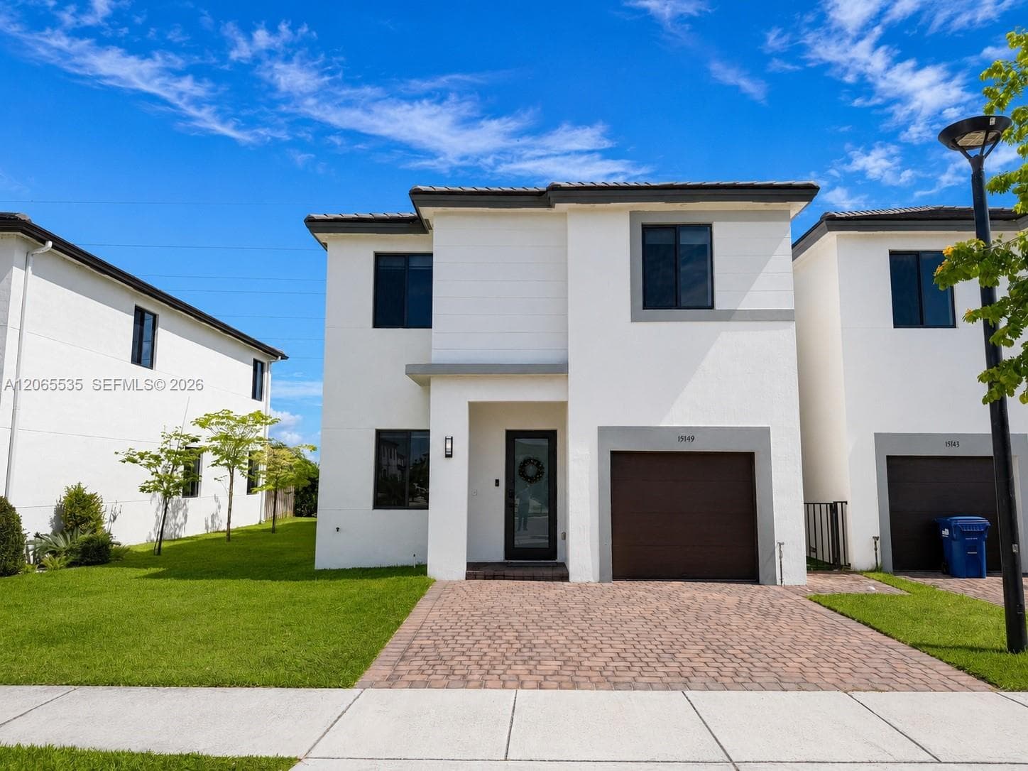 15749 SW 136th Ter photo 1