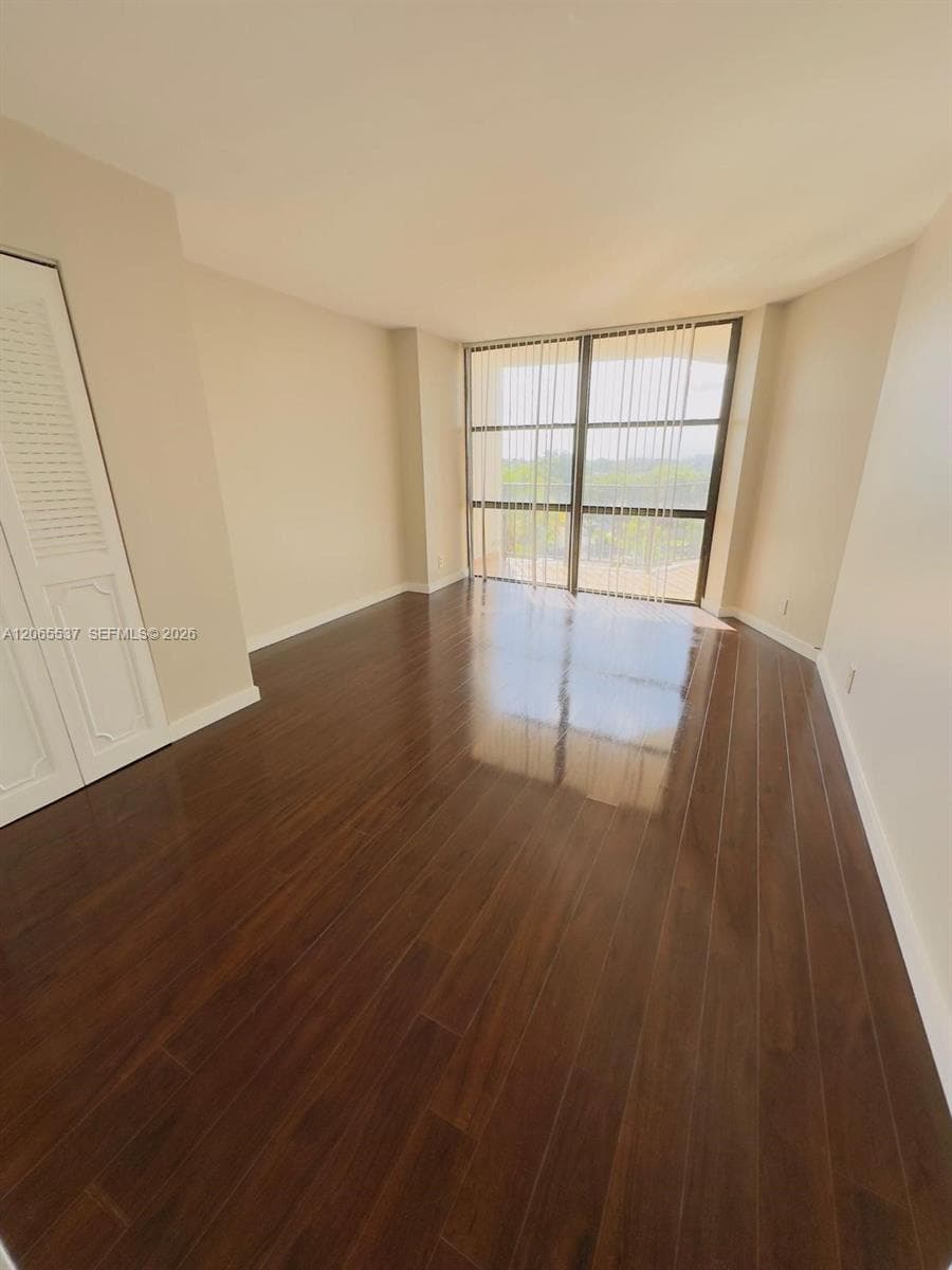 OCEANVIEW PARK CONDO · #611 in Hallandale Beach - Photo 4