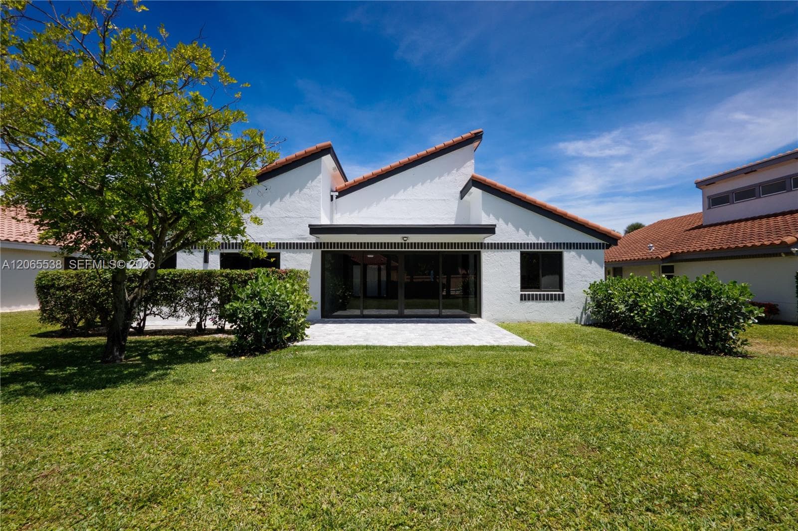 1543 SW 1st Ave photo 30