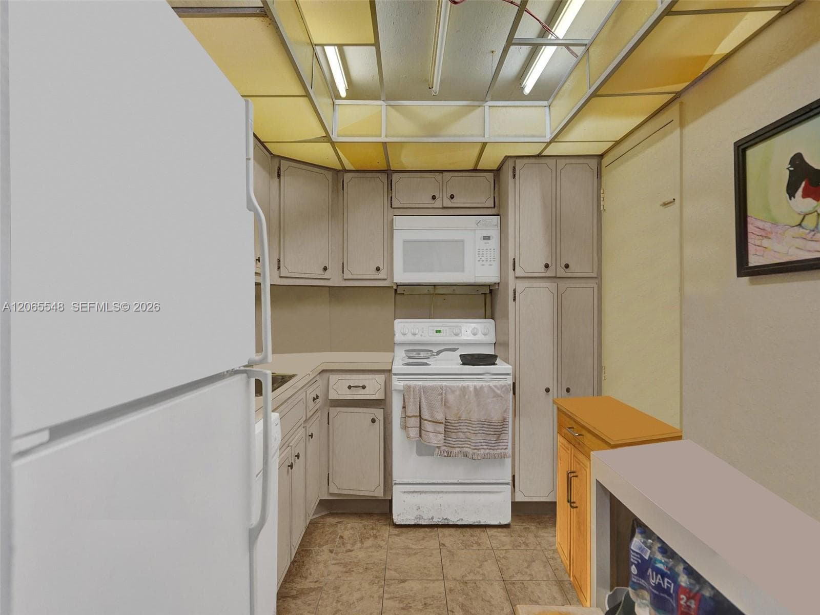 Arlen House · #1914 in Sunny Isles Beach - Photo 7