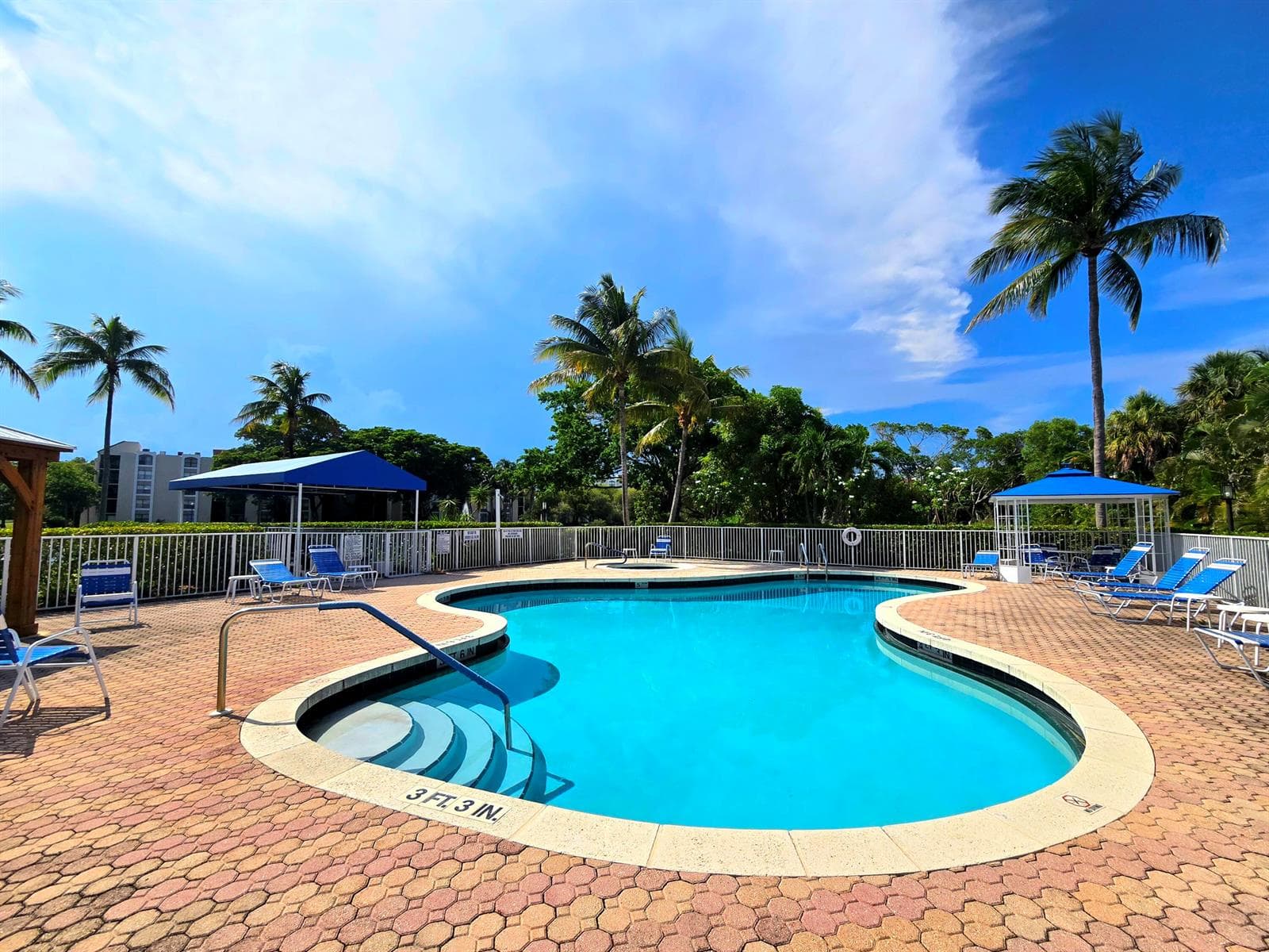 Egret Pool
