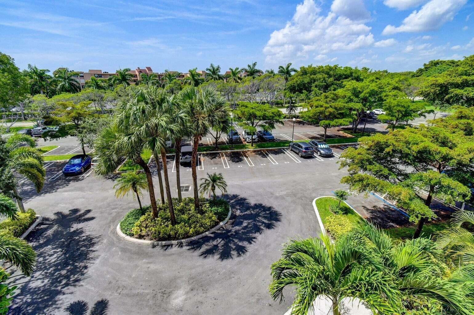 955 Egret - parking lot