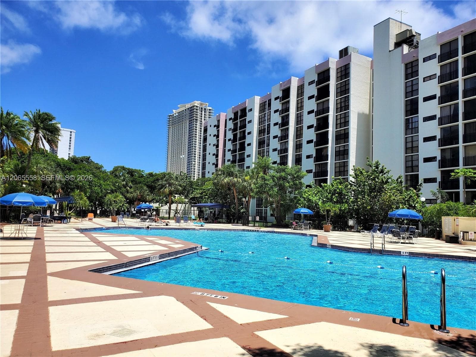 PLAZA OF THE AMERICAS · #801 in Sunny Isles Beach - Photo 27