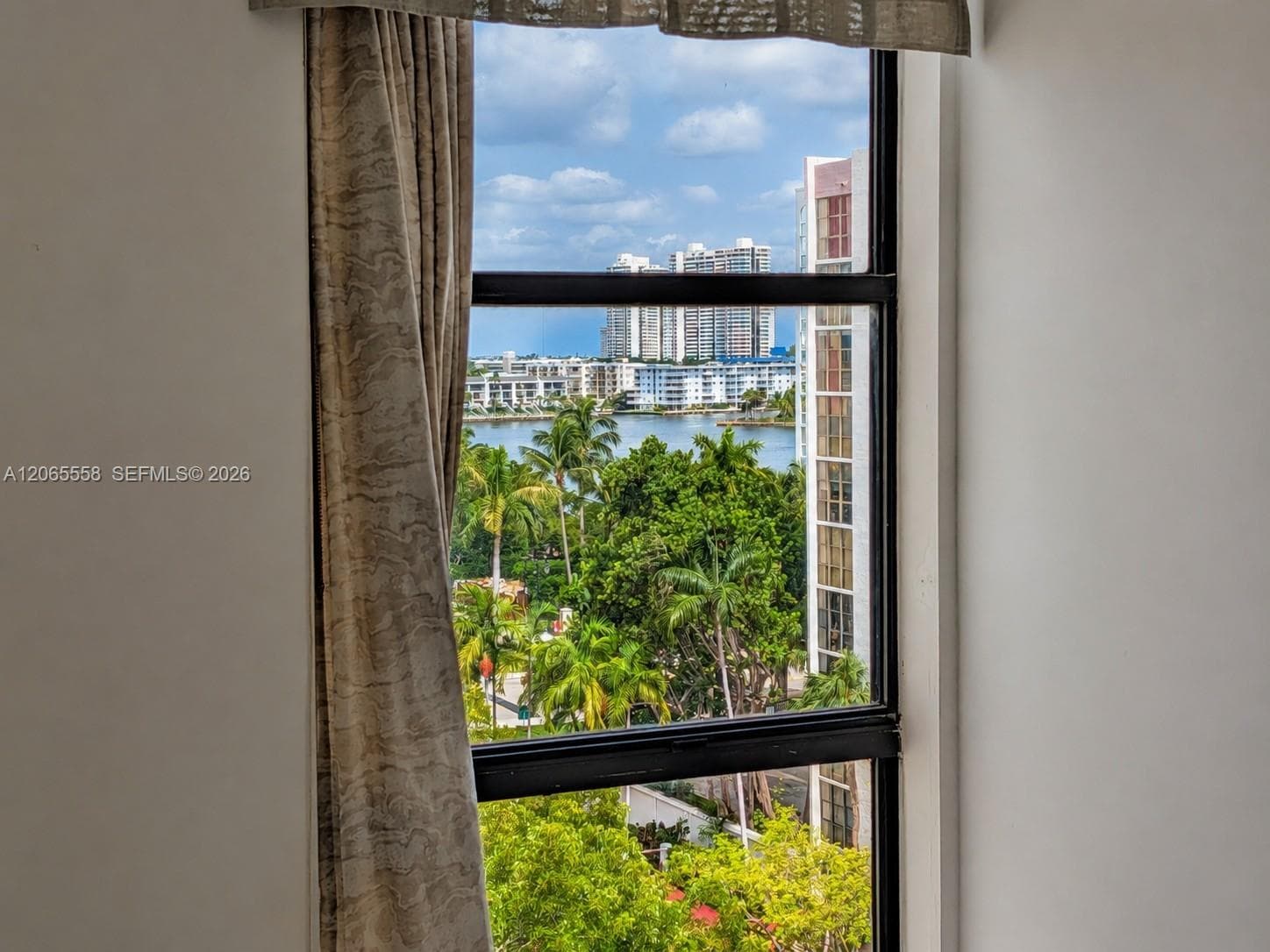 PLAZA OF THE AMERICAS · #801 in Sunny Isles Beach - Photo 13