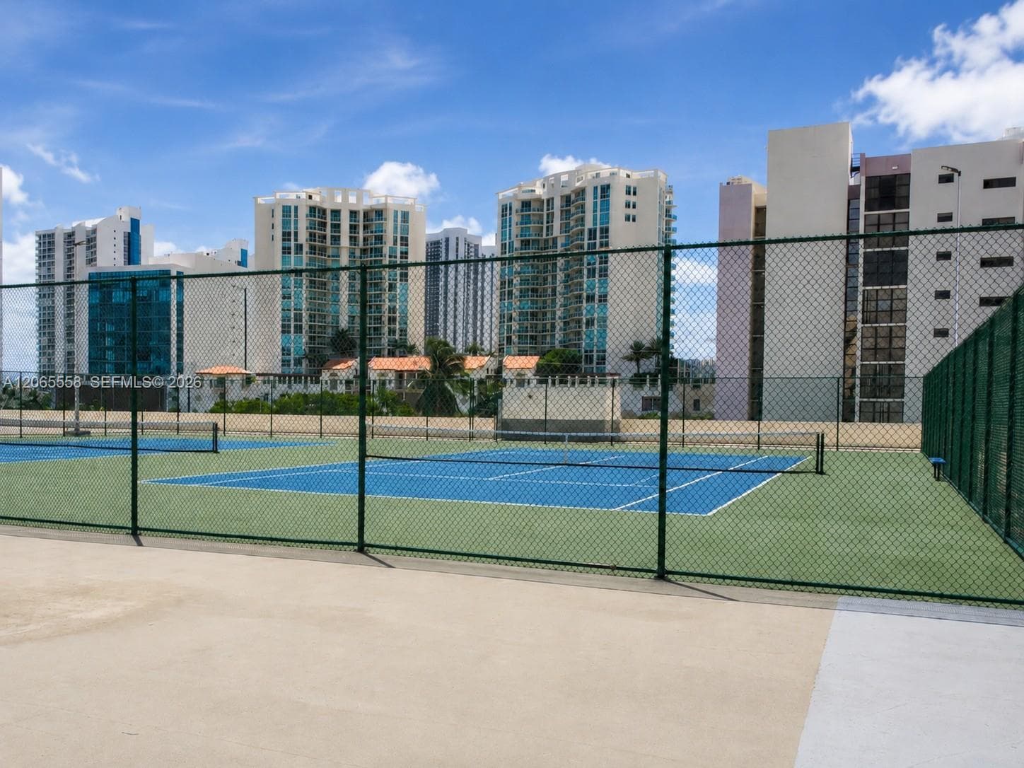 PLAZA OF THE AMERICAS · #801 in Sunny Isles Beach - Photo 24