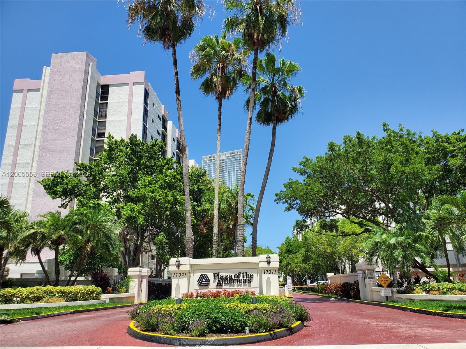 PLAZA OF THE AMERICAS · #801 in Sunny Isles Beach - Photo 31