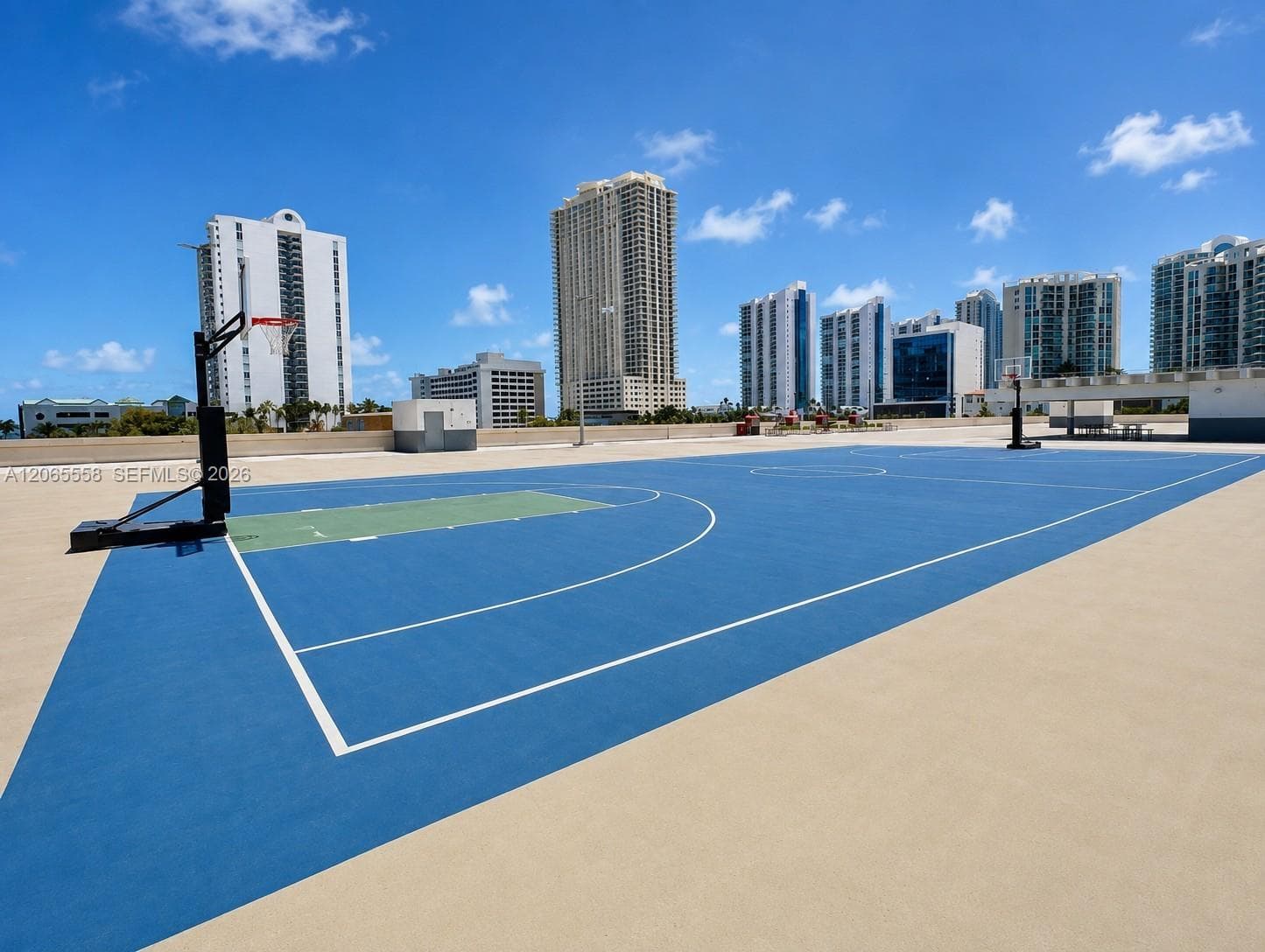 PLAZA OF THE AMERICAS · #801 in Sunny Isles Beach - Photo 25