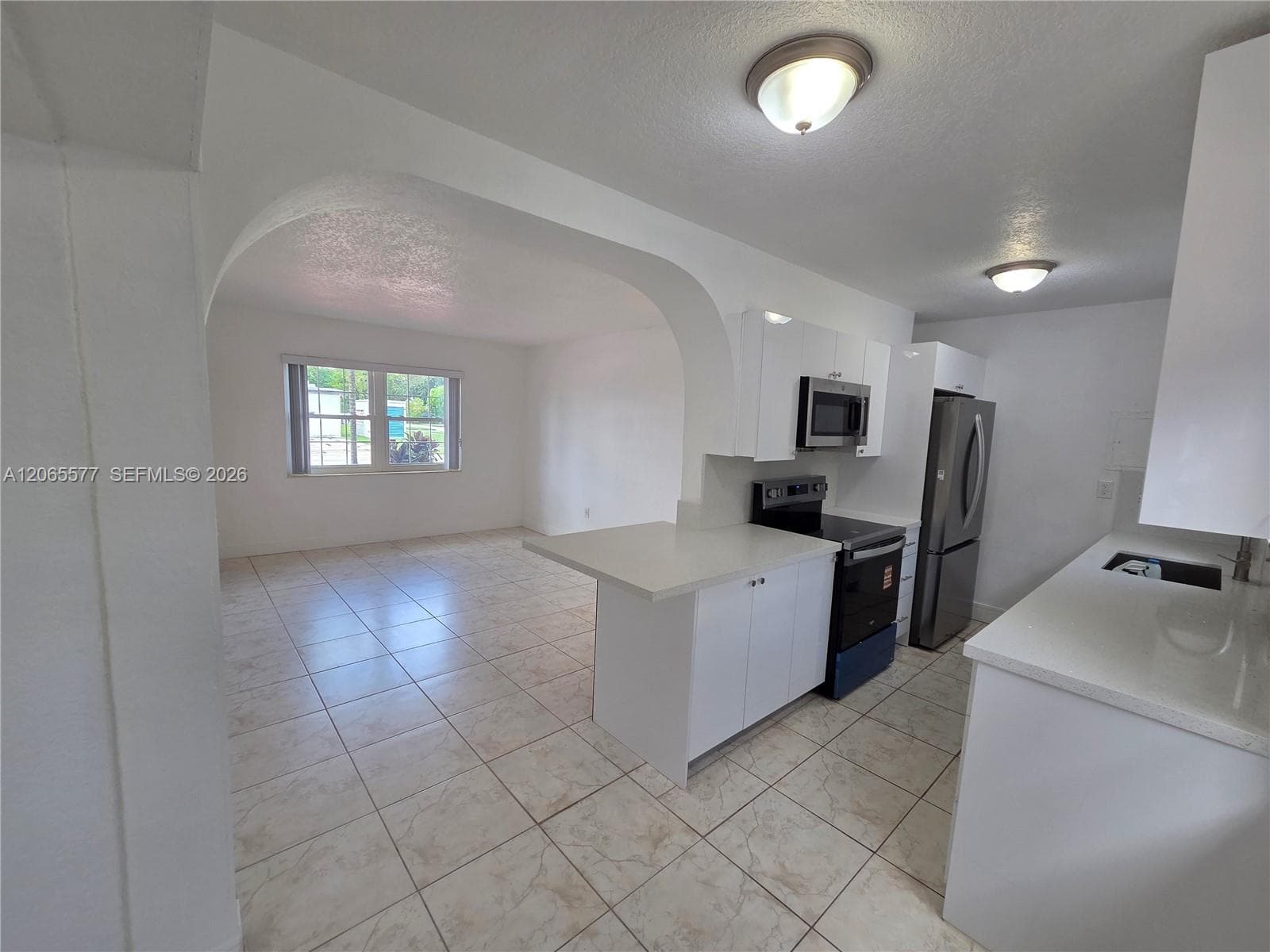 10500 SW 30th St photo 5