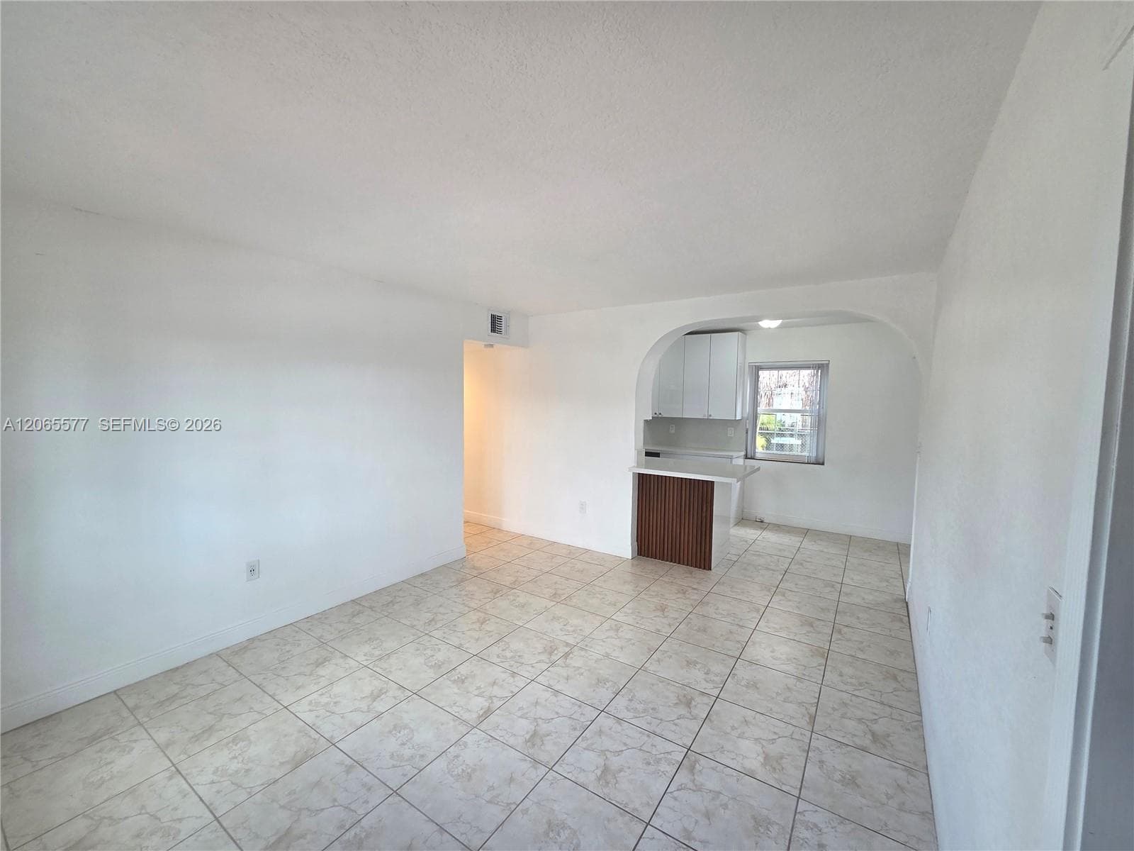 10500 SW 30th St photo 19