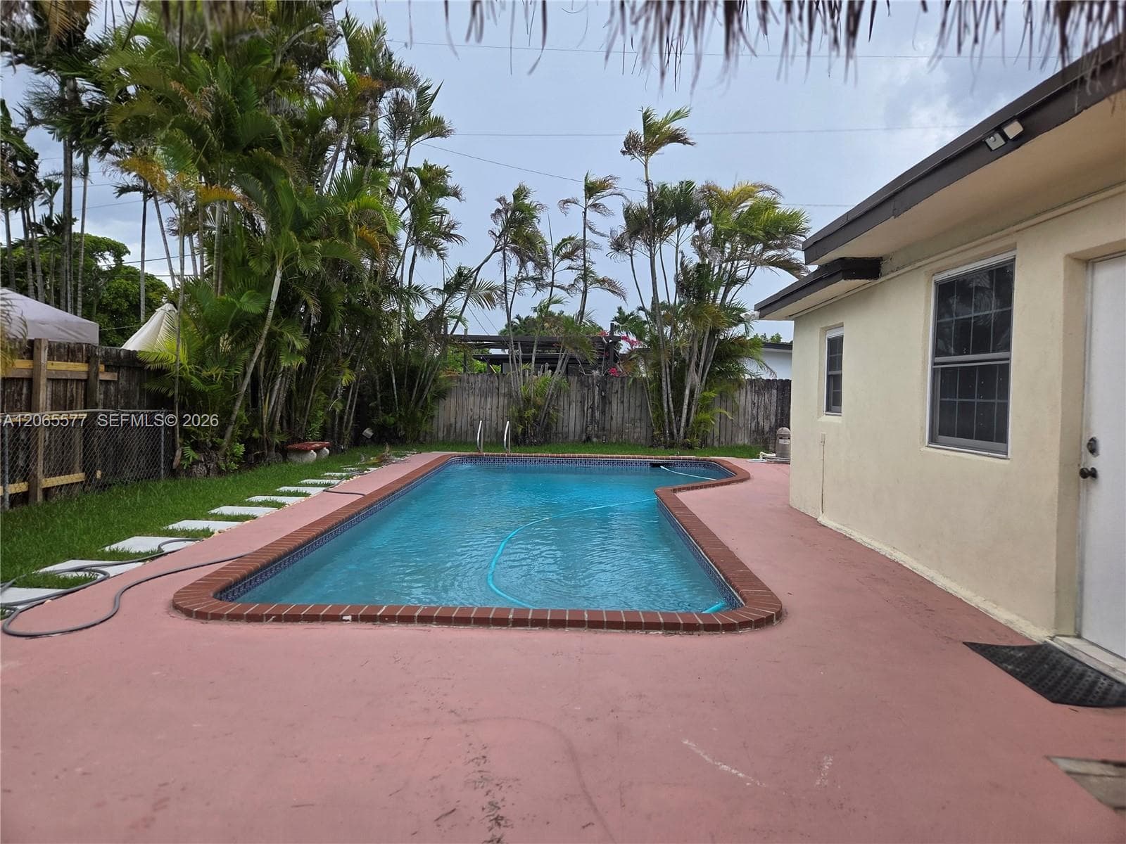 10500 SW 30th St photo 35