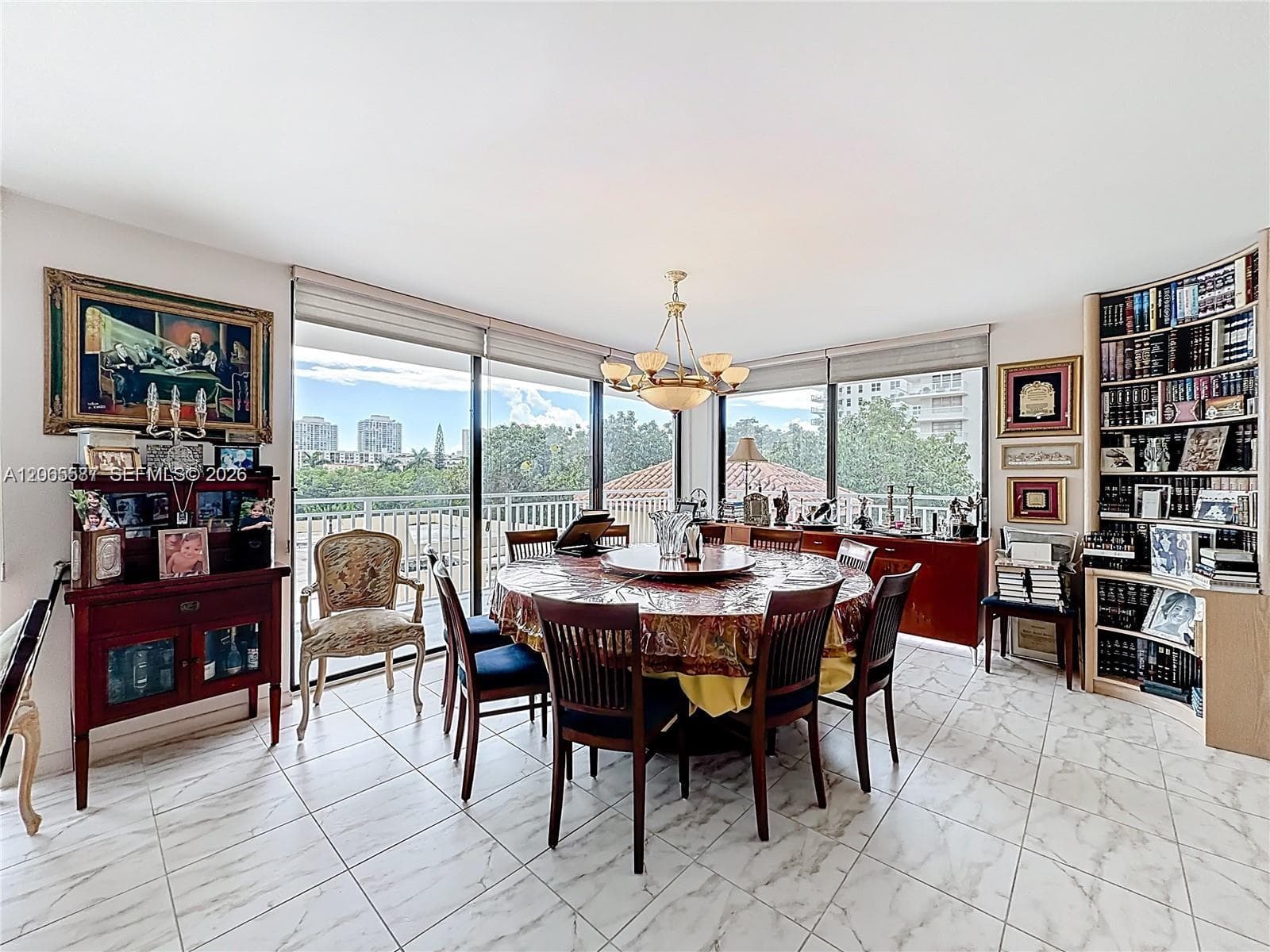Winston Towers · #409 in Sunny Isles Beach - Photo 7