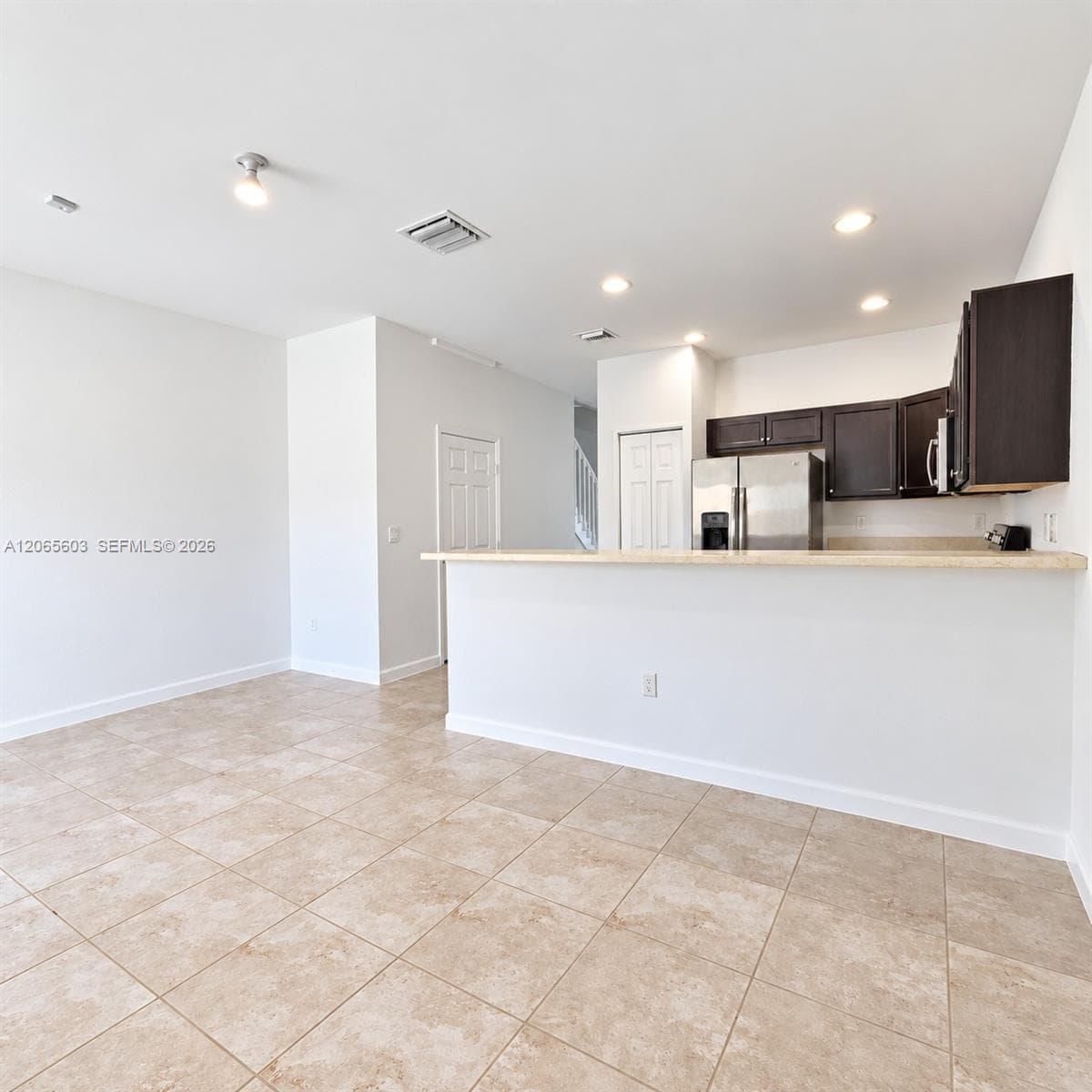 413 SE 32nd Ter #413 photo 6