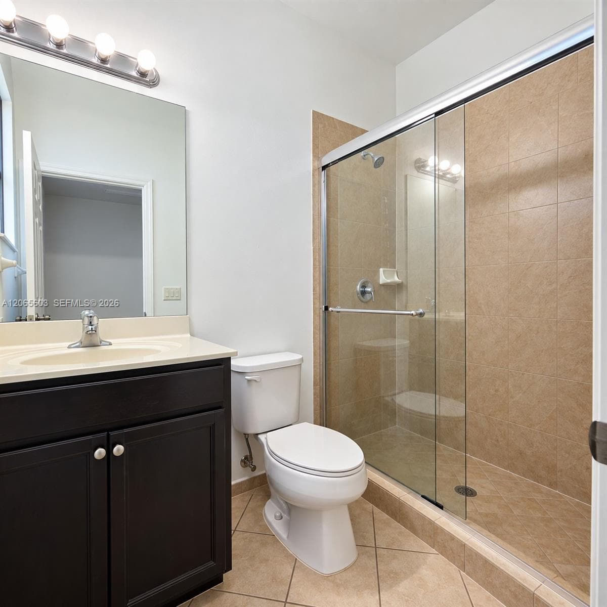 413 SE 32nd Ter #413 photo 10