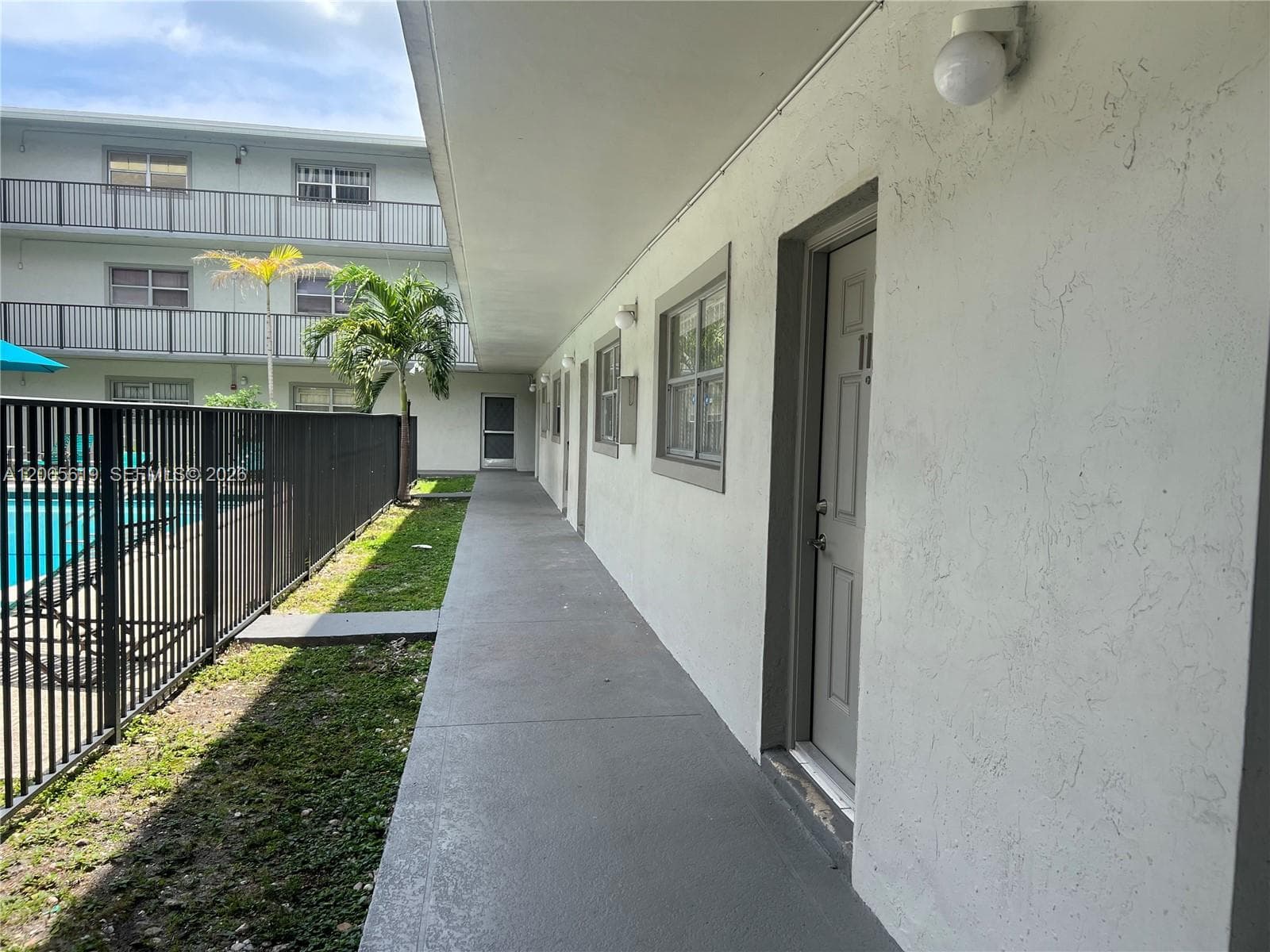 SEVILLA PLAZA CONDO · #111 in North Miami Beach - Photo 5