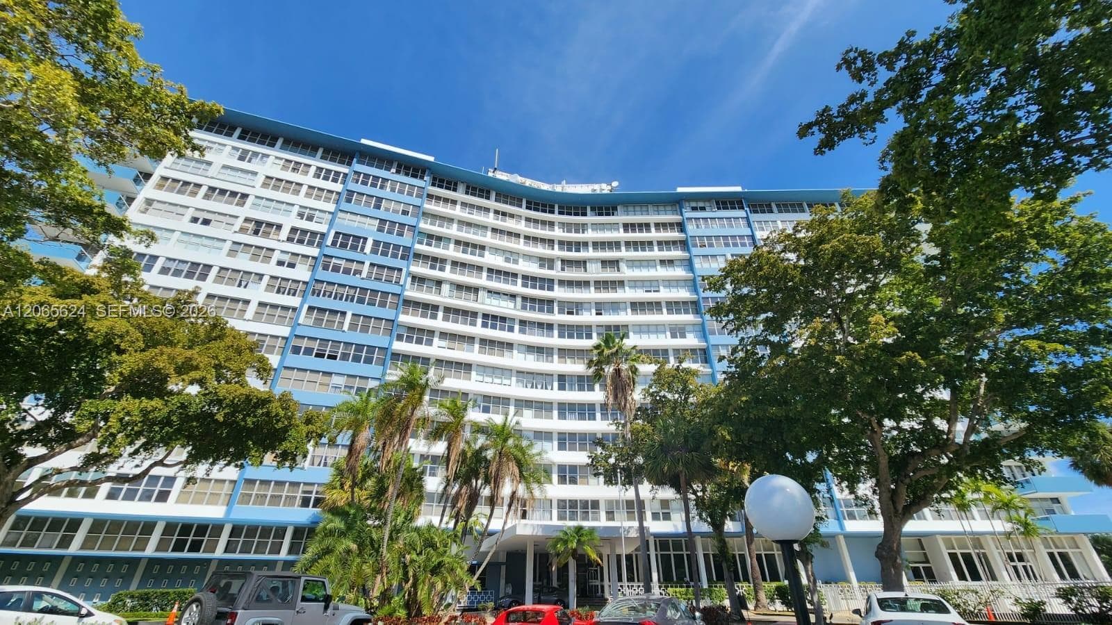 PARKVIEW POINT CONDO · #3D in Miami Beach - Photo 26