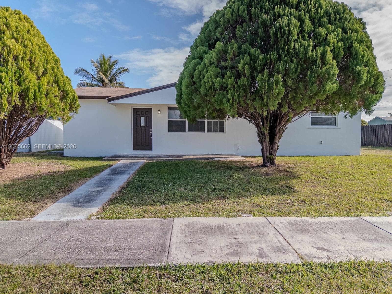 27913 SW 131st Ave #27913 photo 1