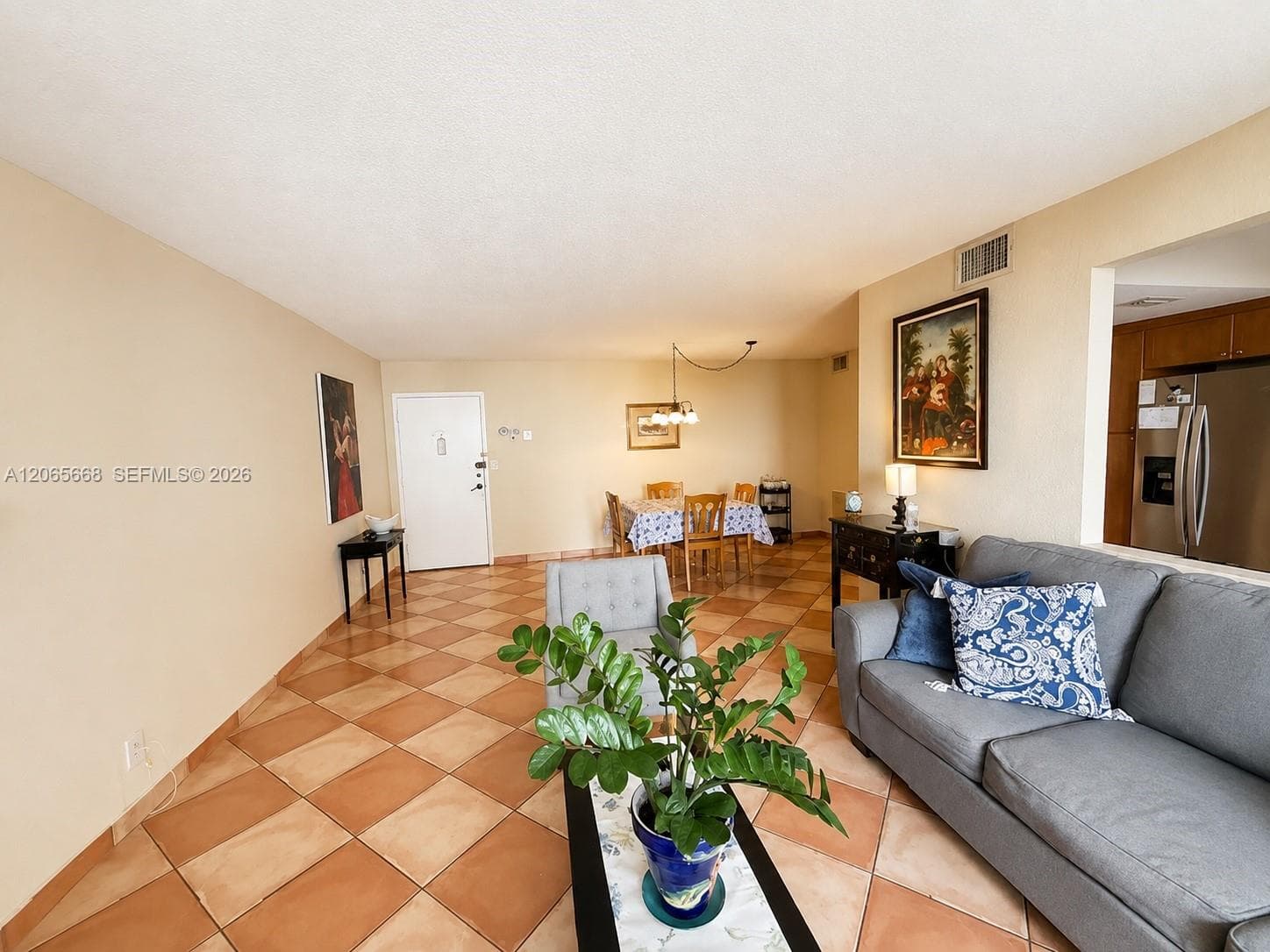GOLDEN SURF TOWERS CONDO · #912 in Hallandale Beach - Photo 9