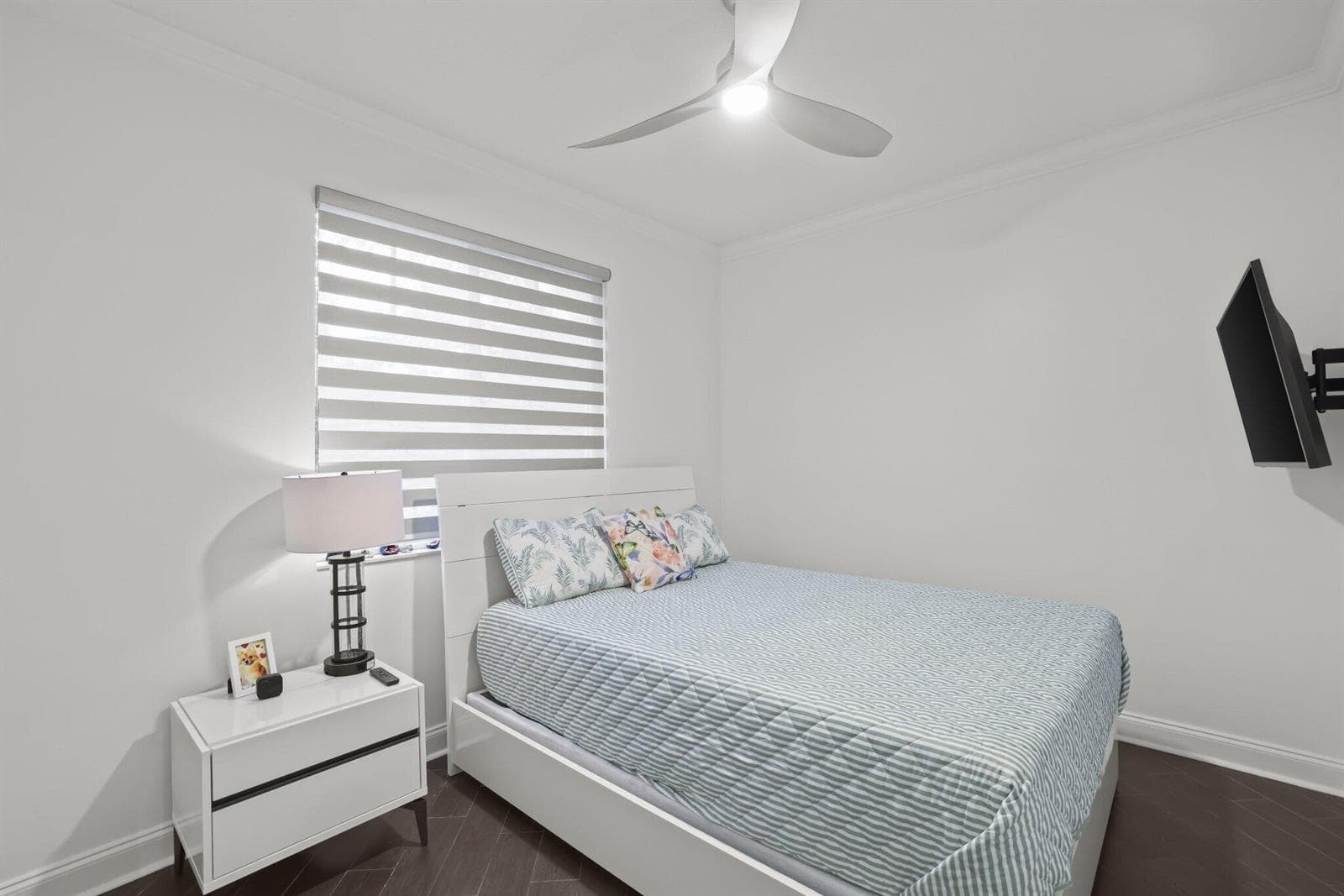616 NW 38th Cir - 12.jpg-SMALL