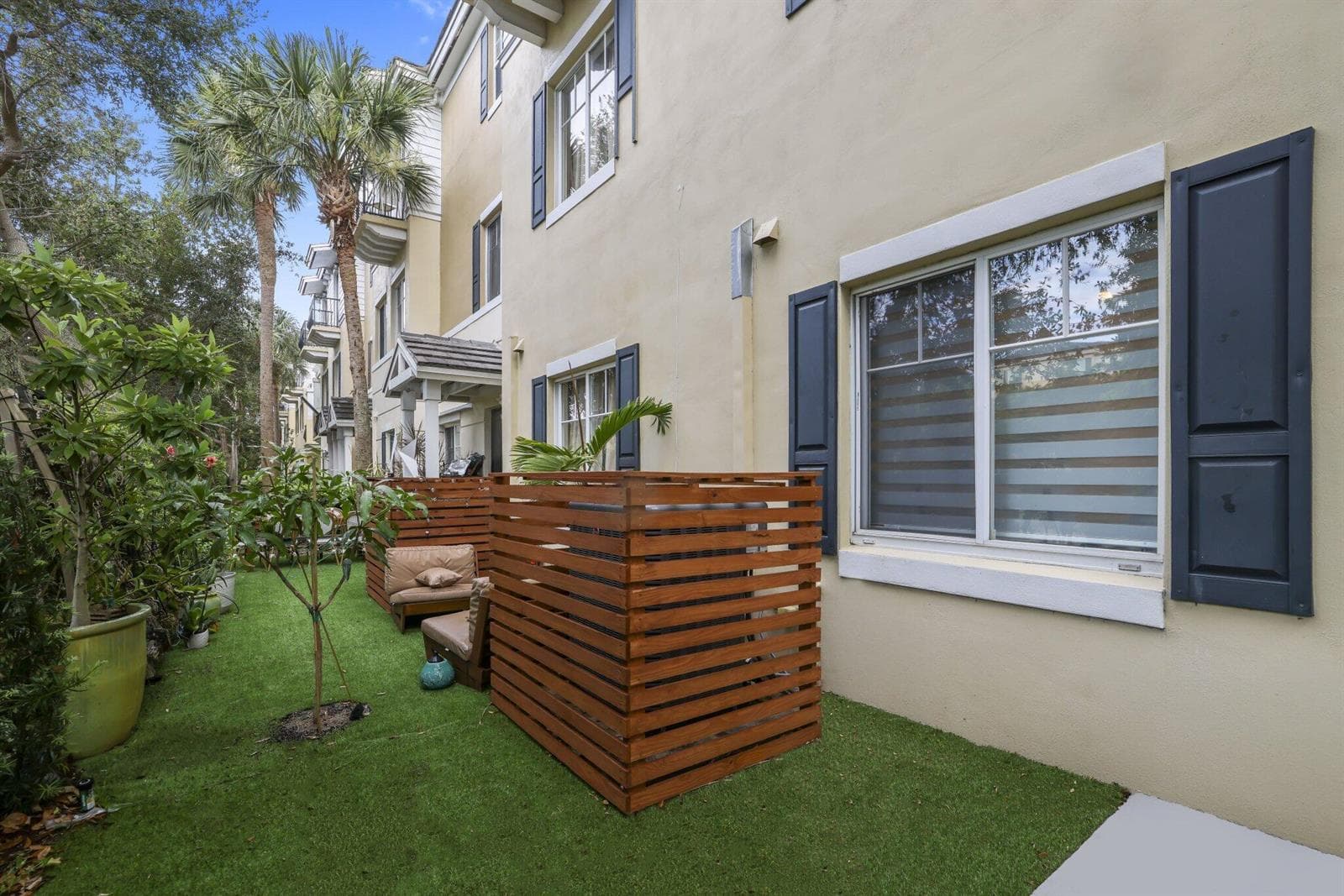 616 NW 38th Cir - 8.jpg-SMALL