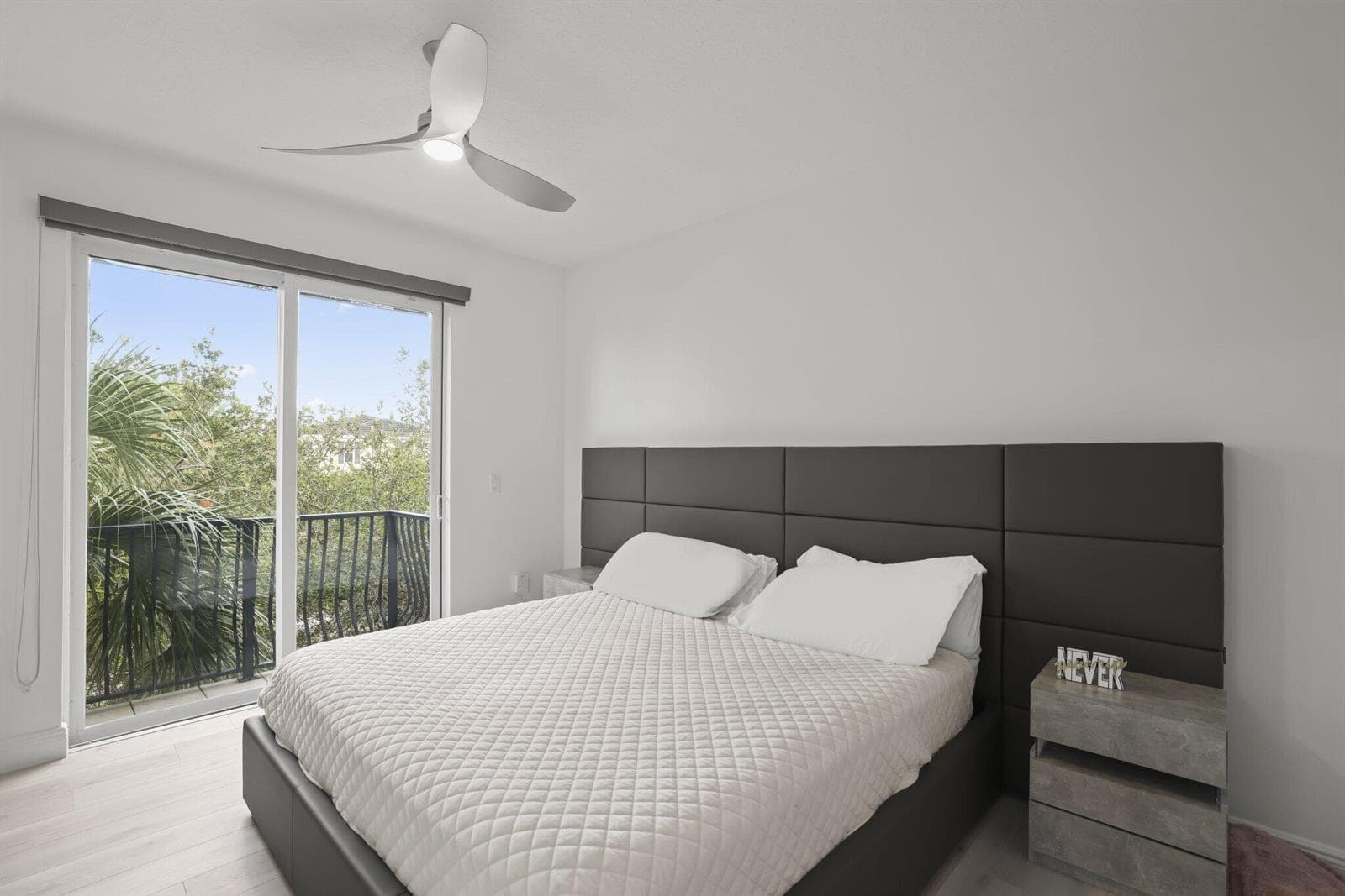 616 NW 38th Cir - 32.jpg-SMALL
