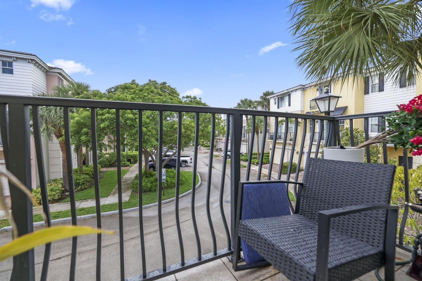 616 NW 38th Cir - 28.jpg-SMALL