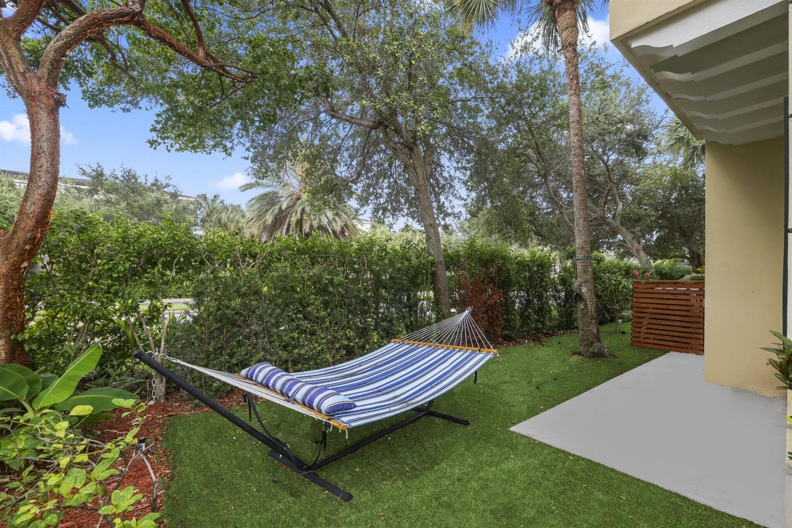 616 NW 38th Cir - 7.jpg-SMALL