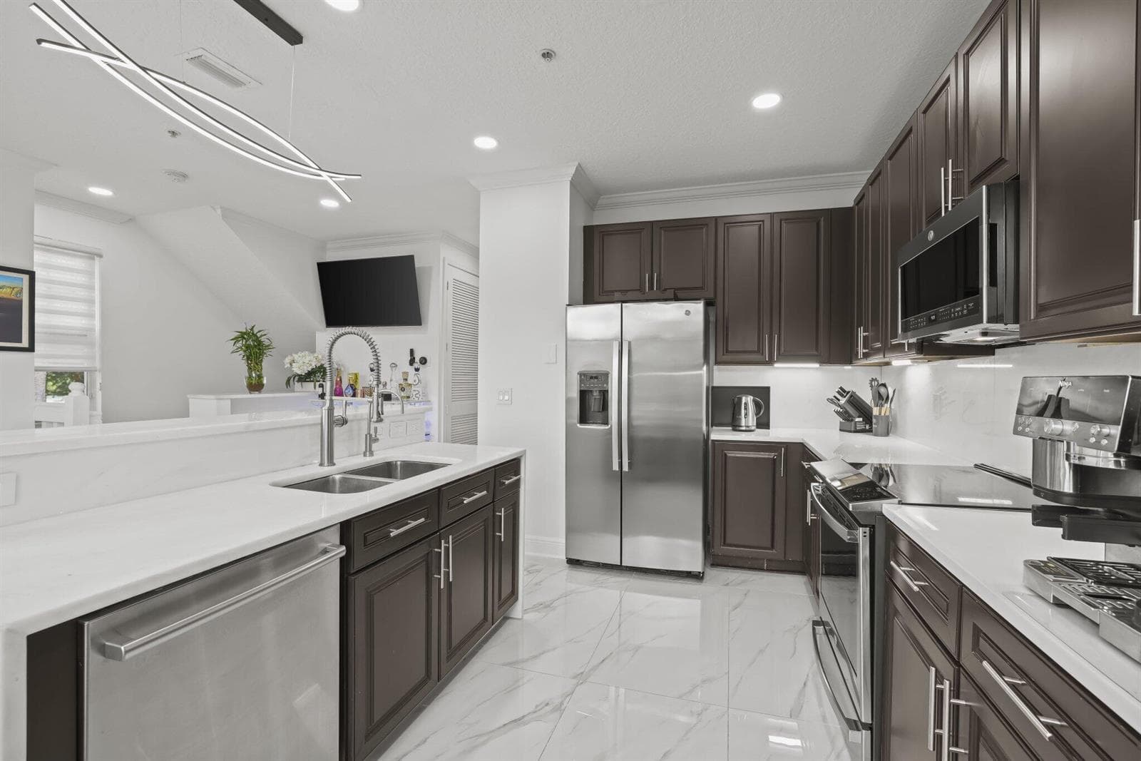 616 NW 38th Cir - 24.jpg-SMALL