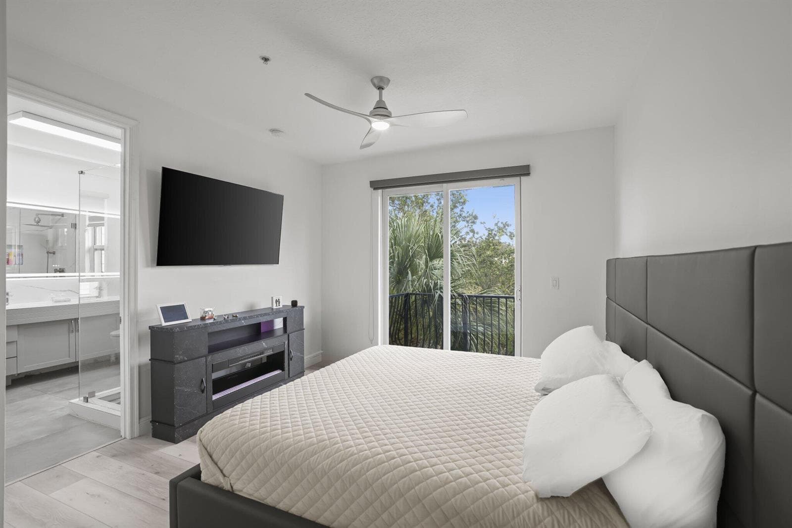 616 NW 38th Cir - 34.jpg-SMALL