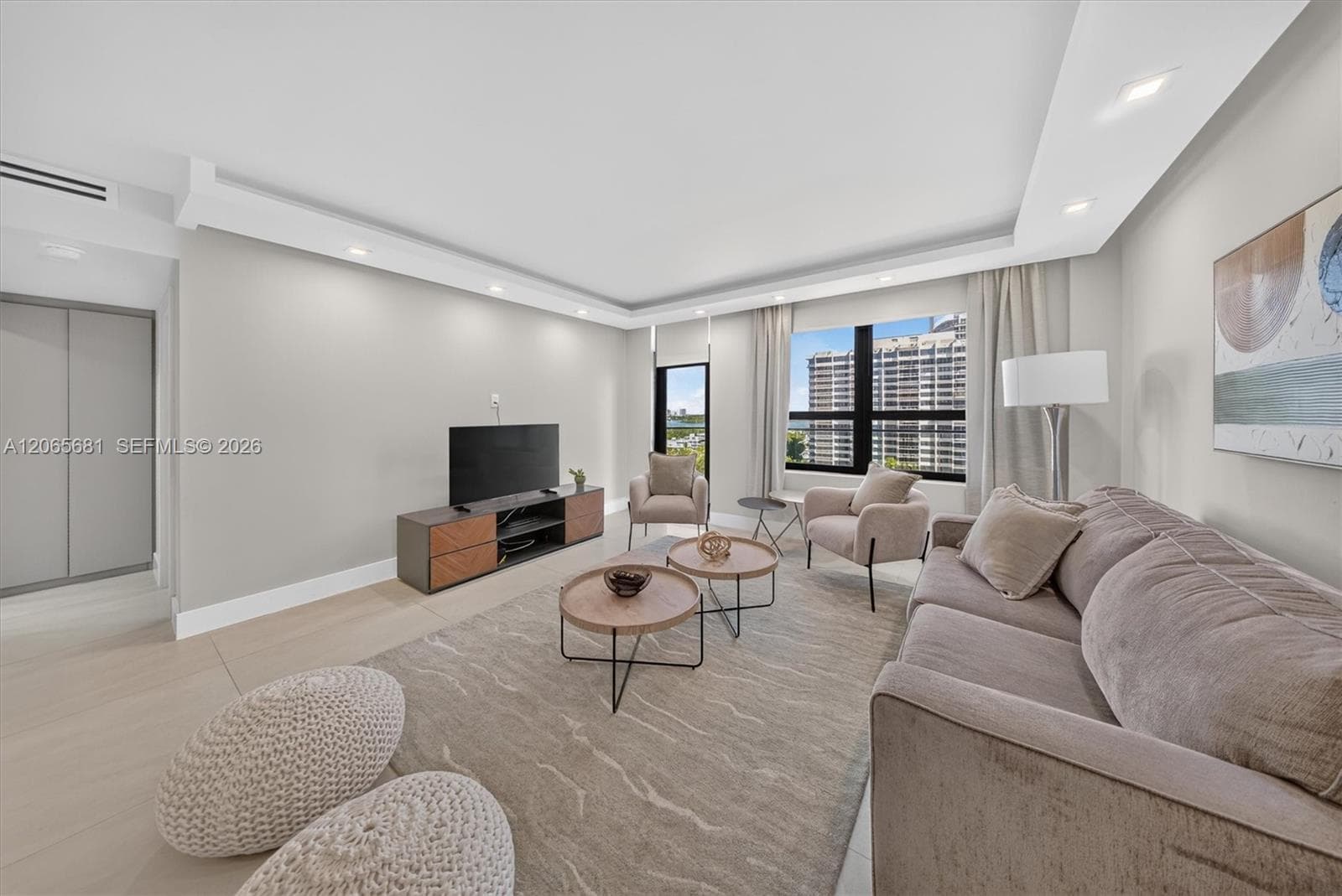 PLAZA · #1223 in Bal Harbour - Photo 13