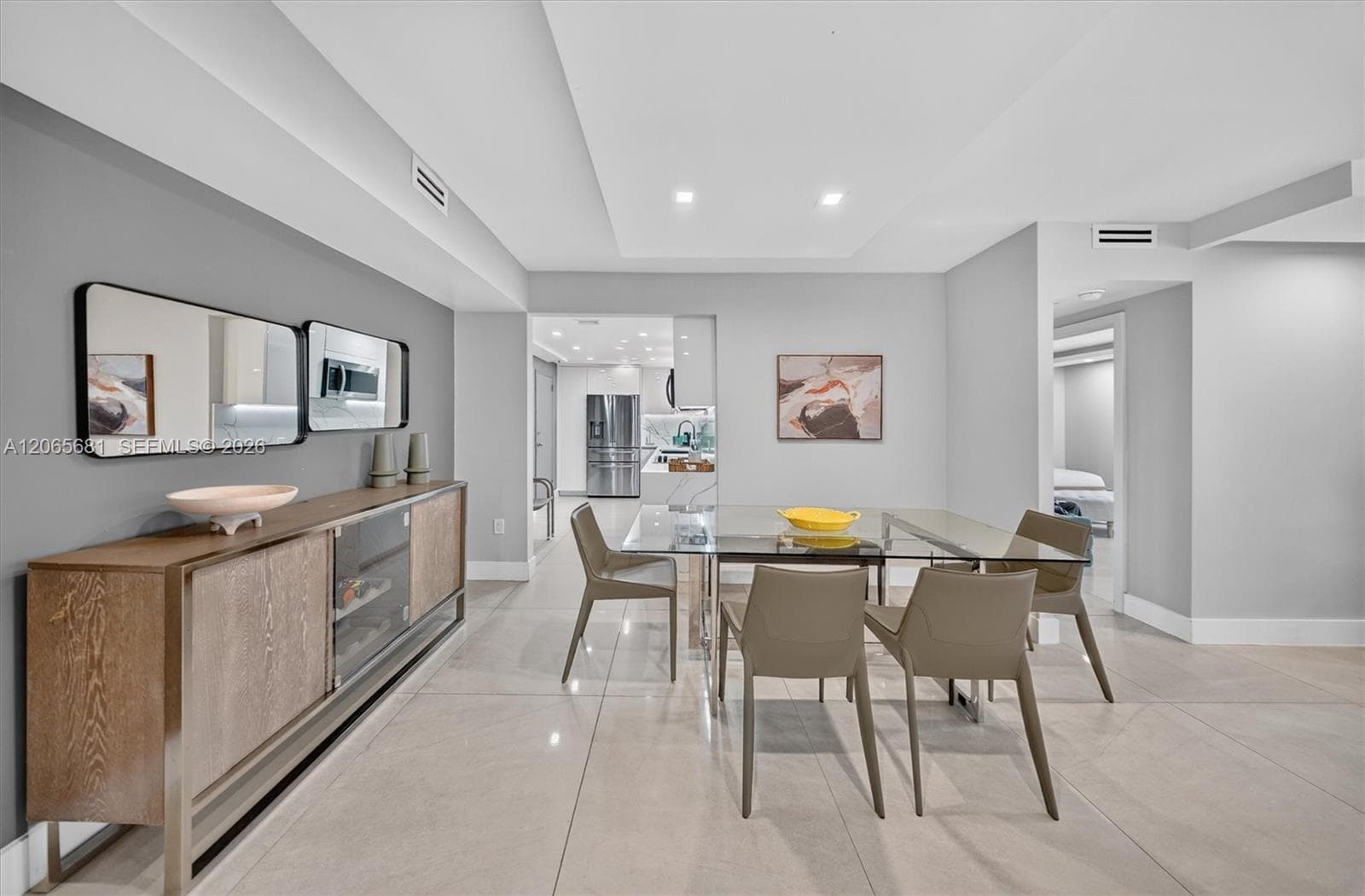 PLAZA · #1223 in Bal Harbour - Photo 9