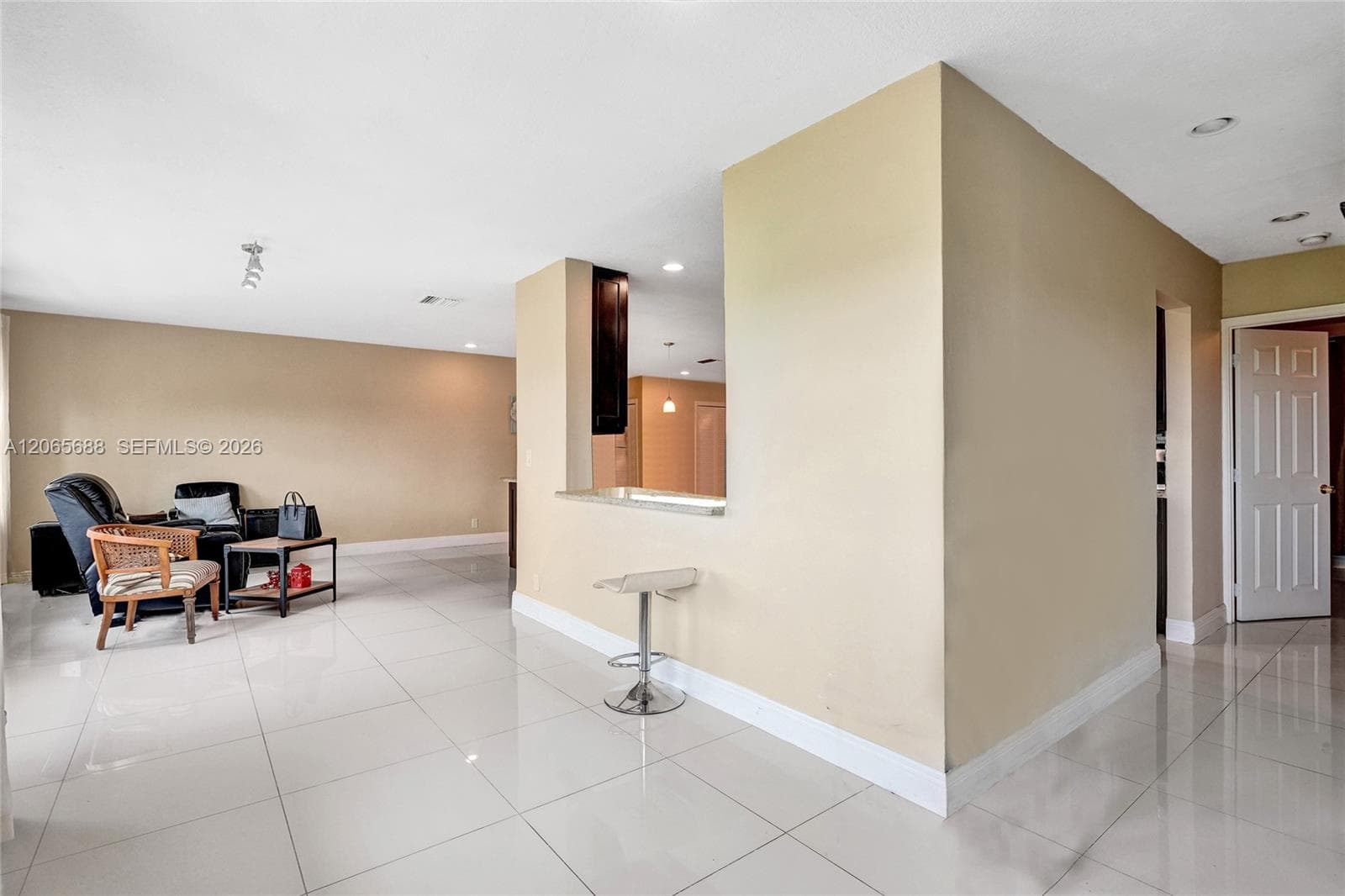 FIRST GULFSTREAM GARDEN · #501C in Hallandale Beach - Photo 17