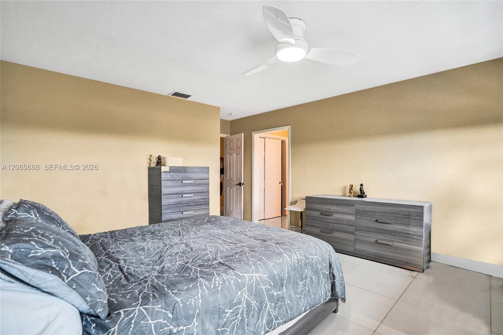 FIRST GULFSTREAM GARDEN · #501C in Hallandale Beach - Photo 26