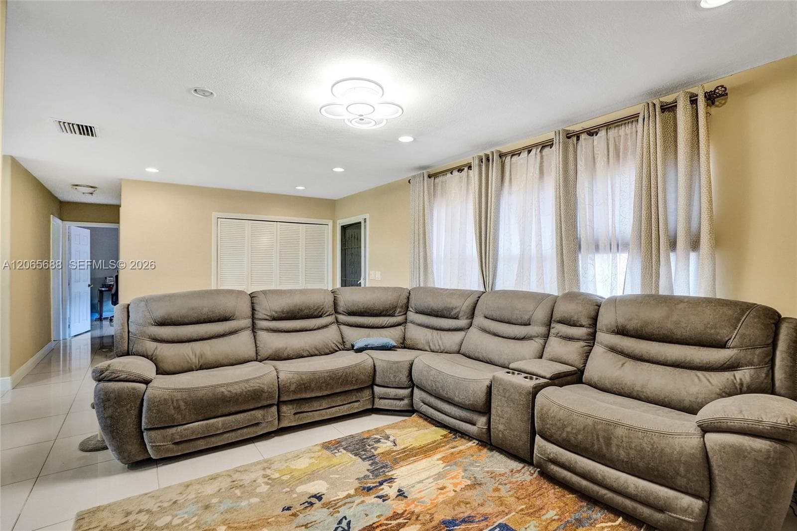 FIRST GULFSTREAM GARDEN · #501C in Hallandale Beach - Photo 7