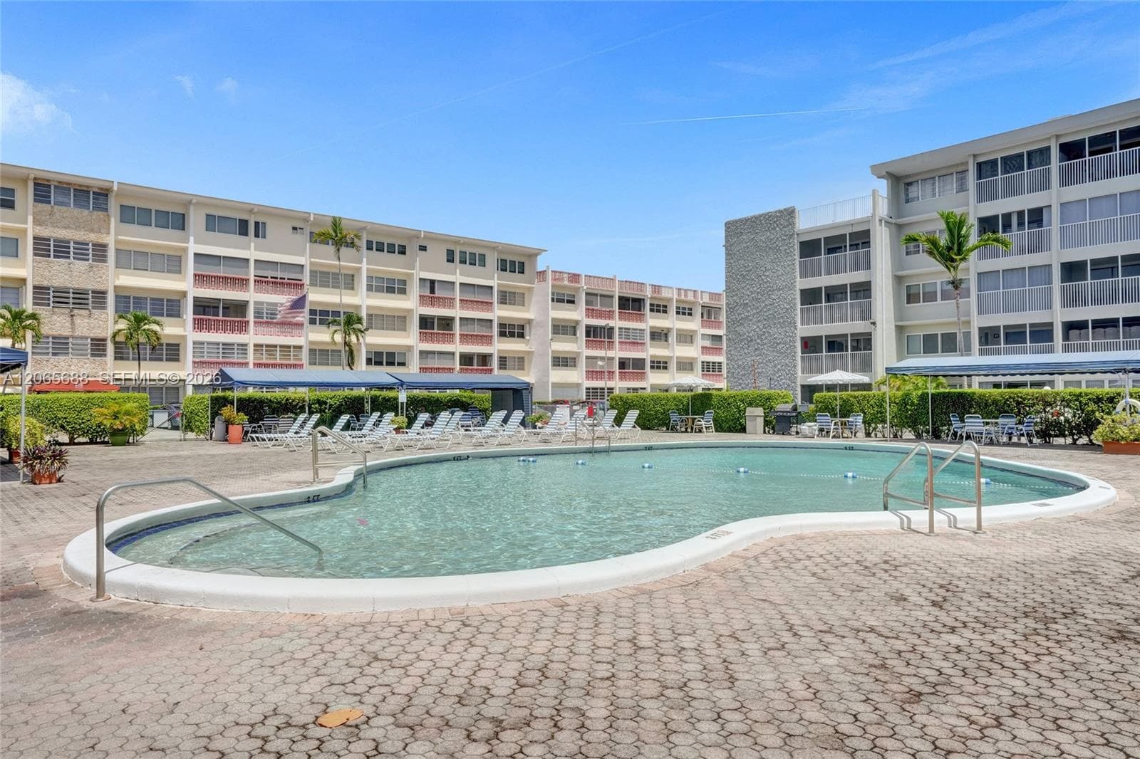 FIRST GULFSTREAM GARDEN · #501C in Hallandale Beach - Photo 34