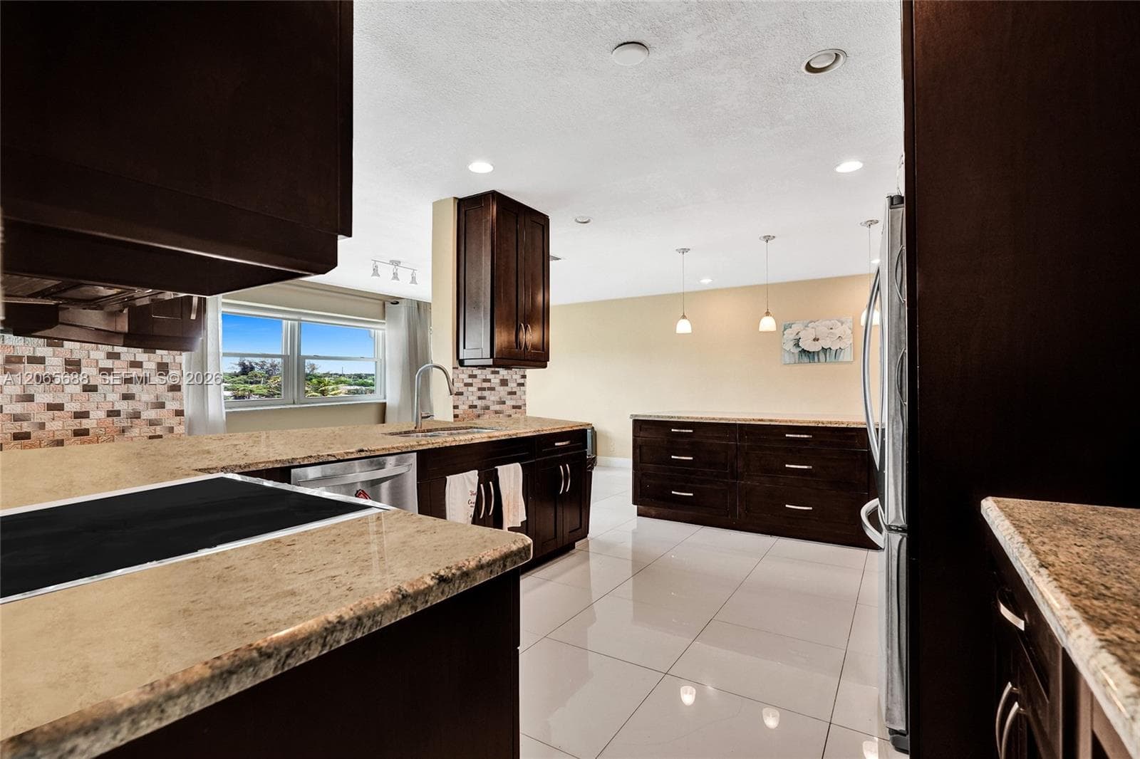 FIRST GULFSTREAM GARDEN · #501C in Hallandale Beach - Photo 18