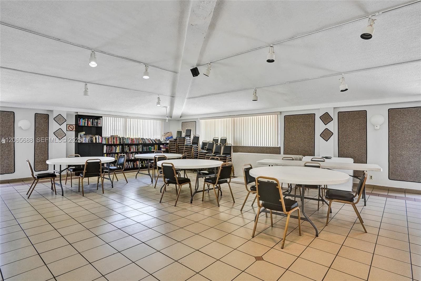FIRST GULFSTREAM GARDEN · #501C in Hallandale Beach - Photo 37