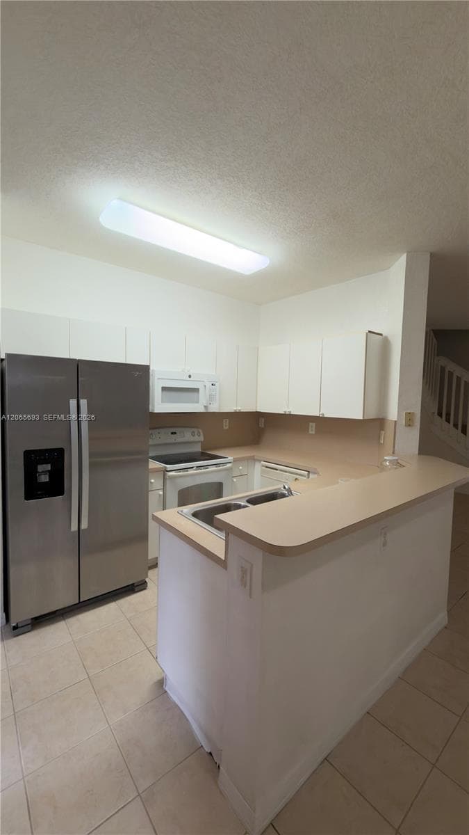 8986 W Flagler St #6 photo 2