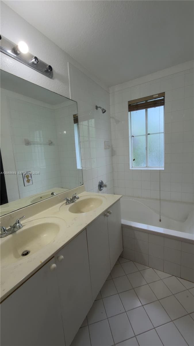 8986 W Flagler St #6 photo 10