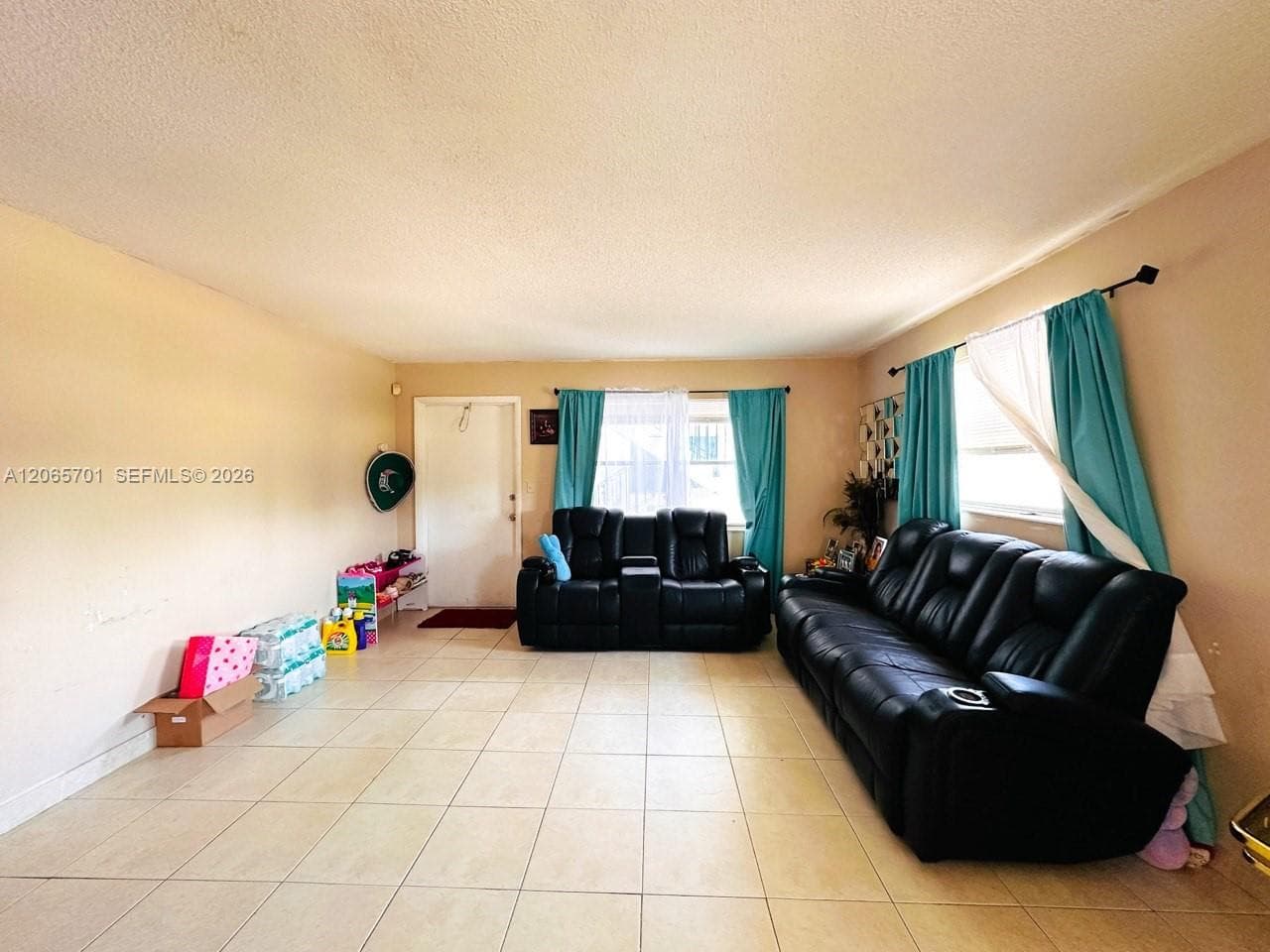 PARADISE GARDENS INC COND · #202 in Hollywood - Photo 3