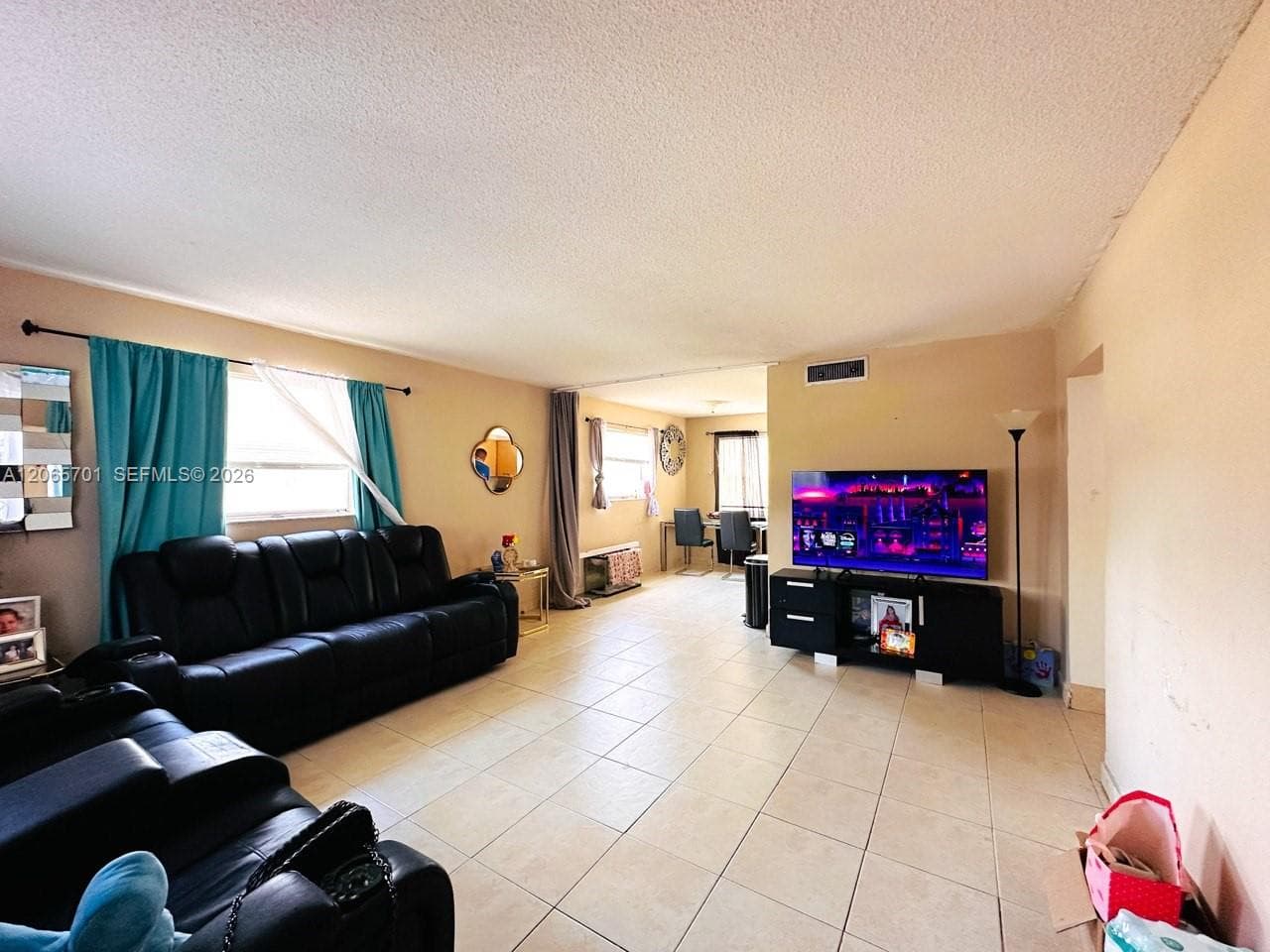 PARADISE GARDENS INC COND · #202 in Hollywood - Photo 8