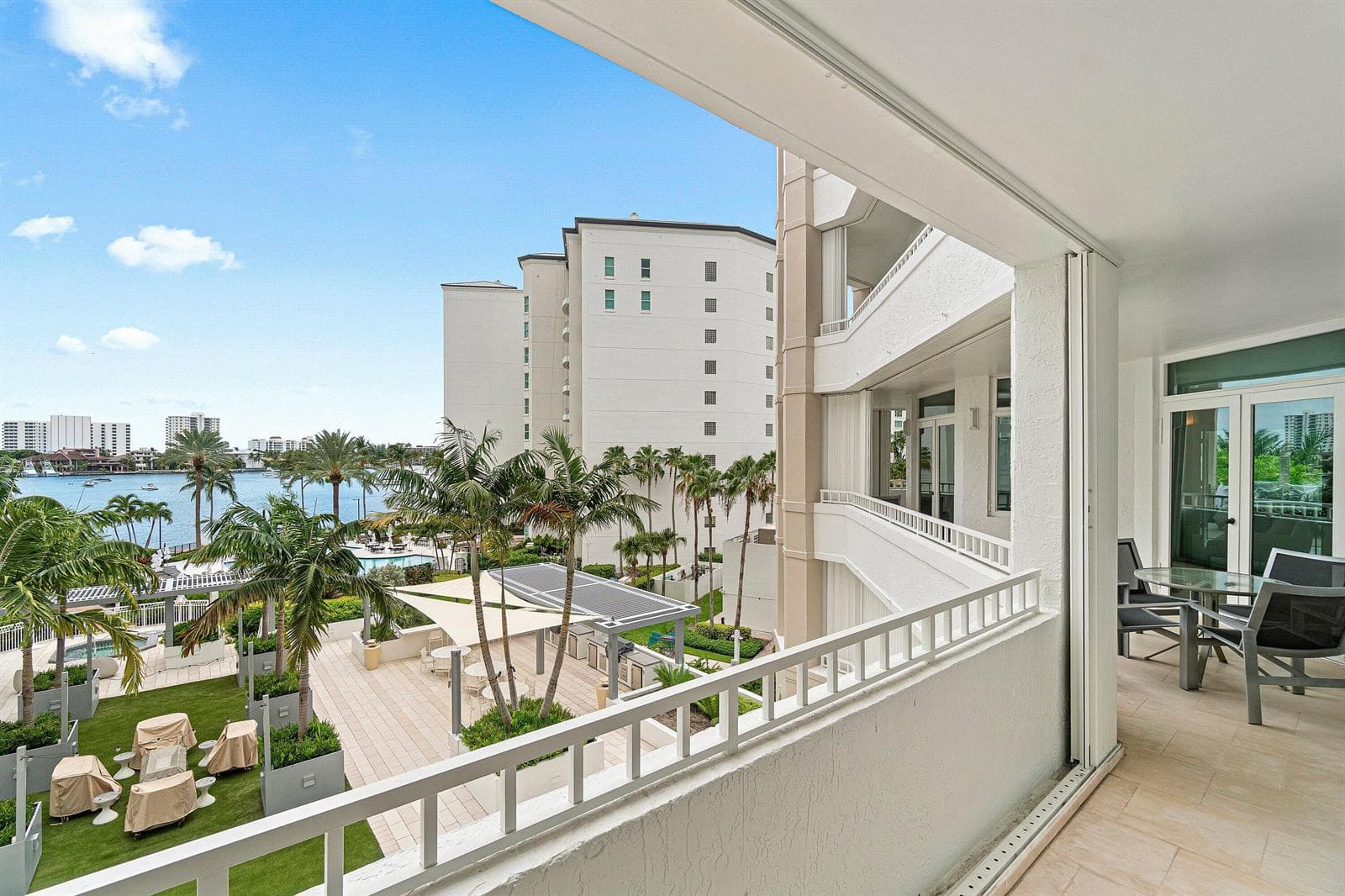 025-300Southeast5thAvenue-4140-BocaRaton
