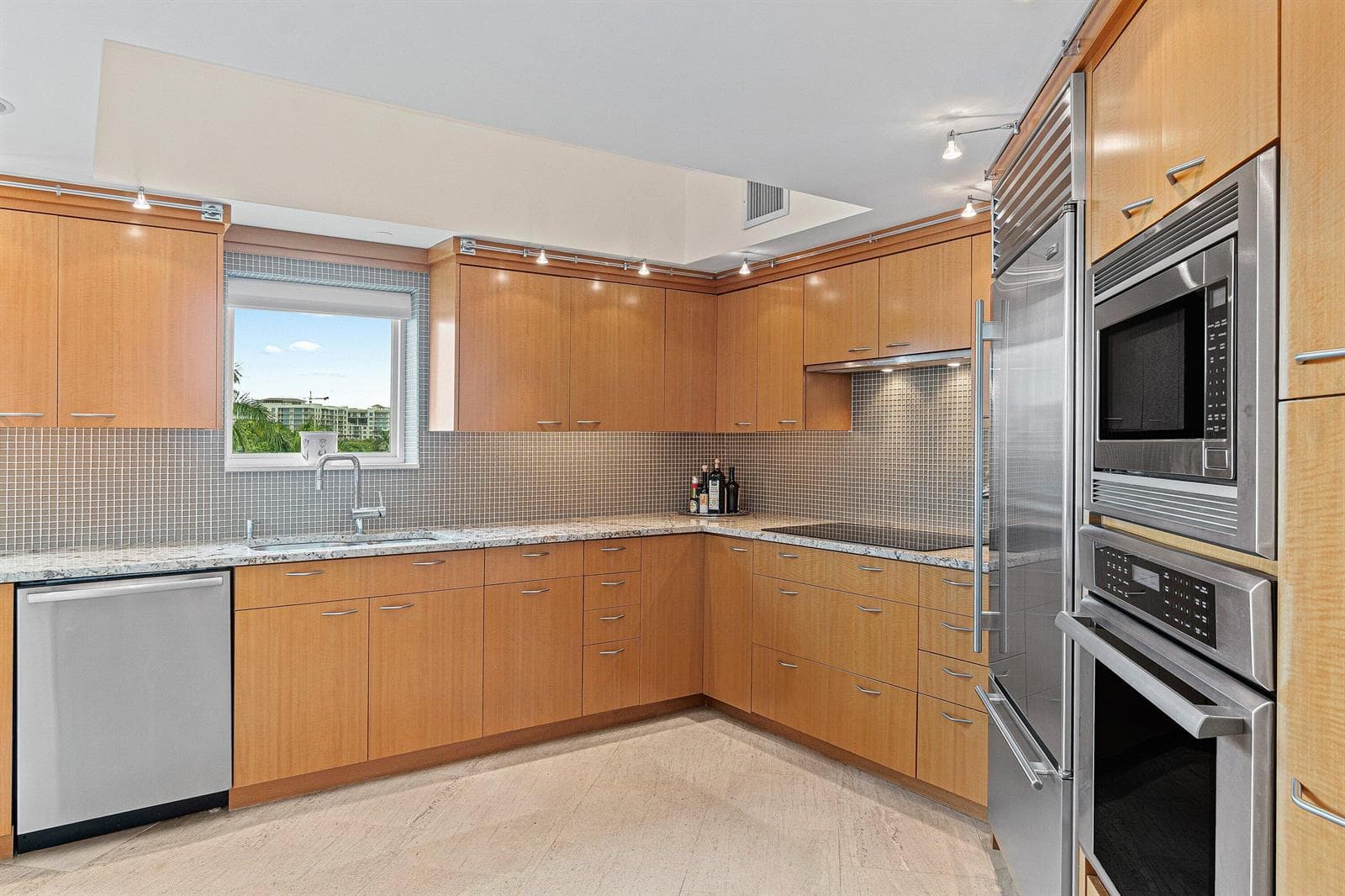 007-300Southeast5thAvenue-4140-BocaRaton