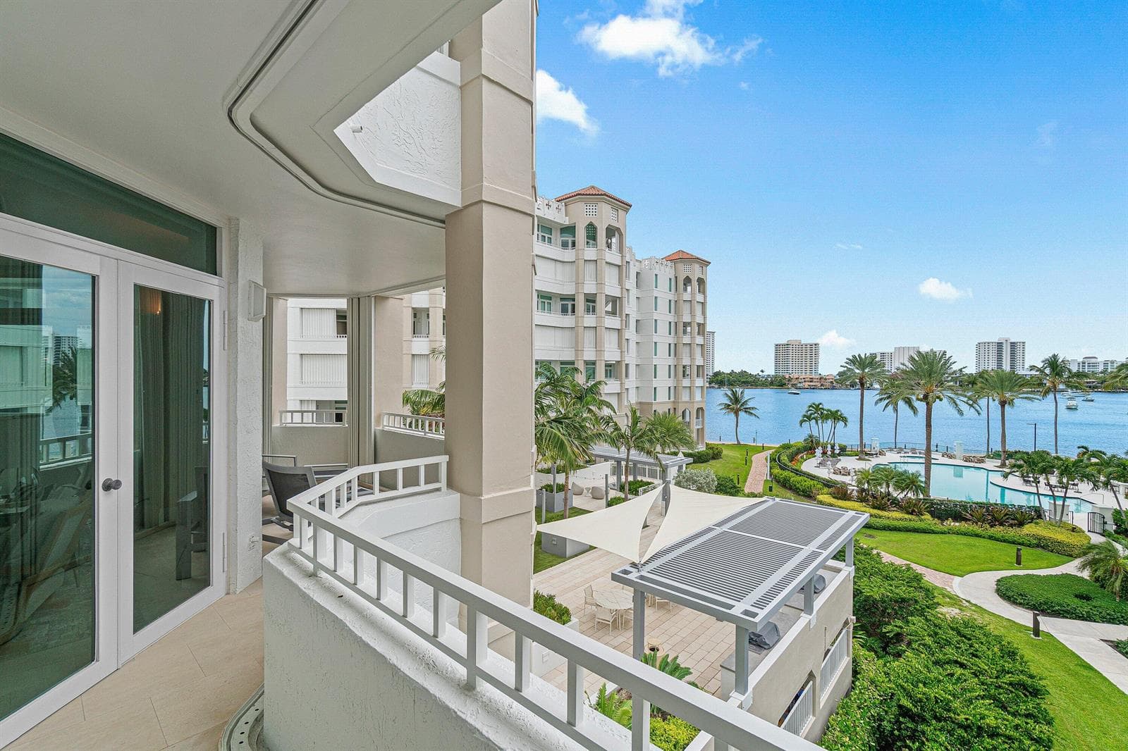 023-300Southeast5thAvenue-4140-BocaRaton