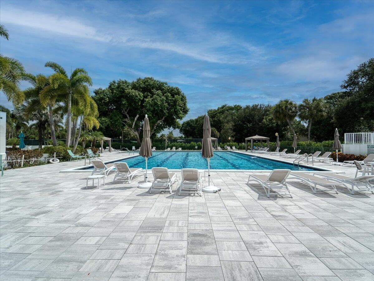 113-2908 Banyon Blvd Boca Raton (113)