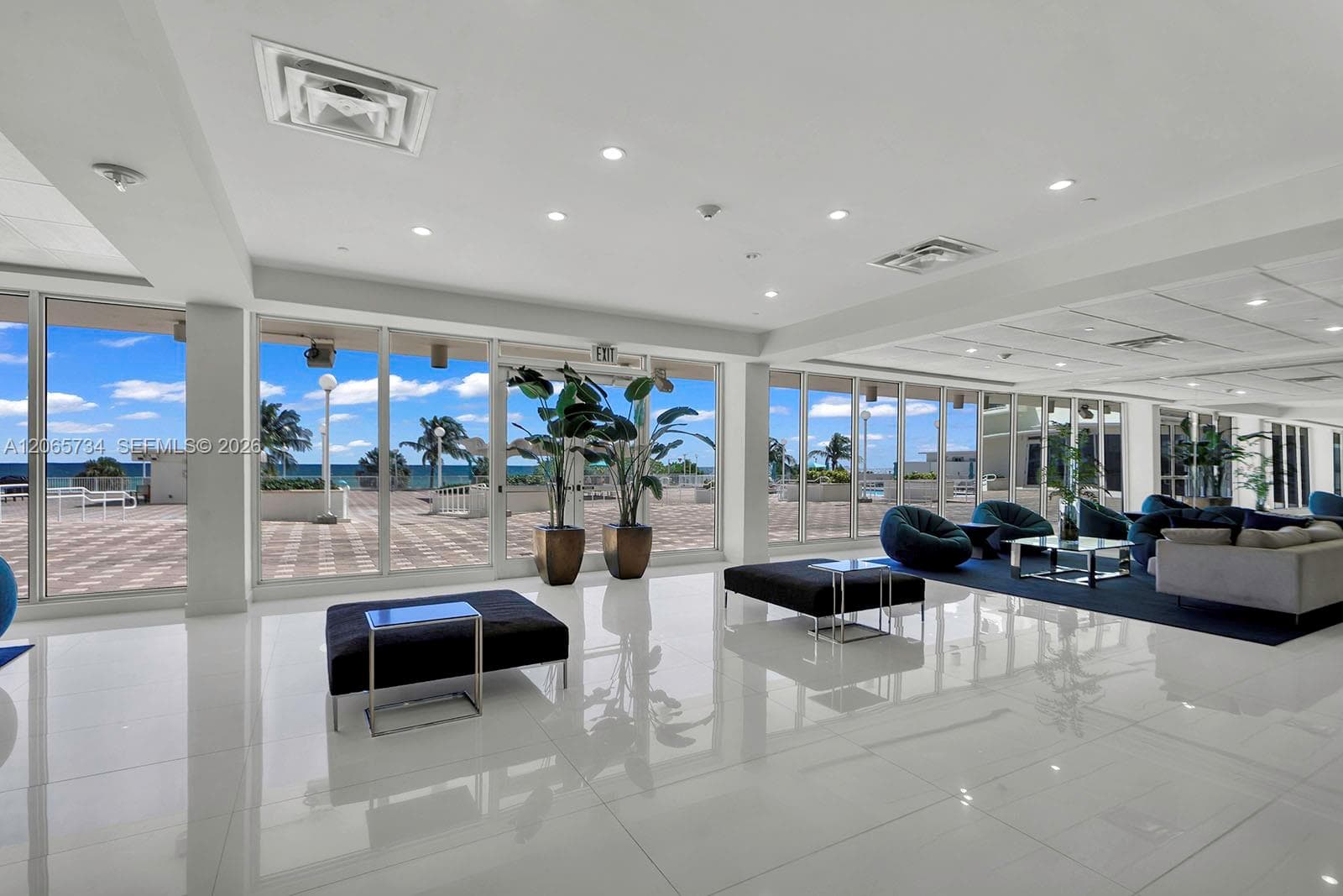 ARLEN BEACH CONDO · #319 in Miami Beach - Photo 12